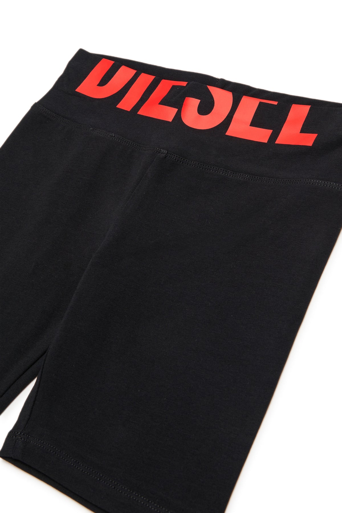 Short en maille avec logo