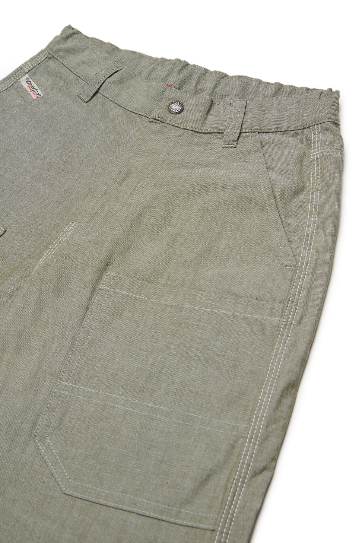 Shorts cargo con logotipo