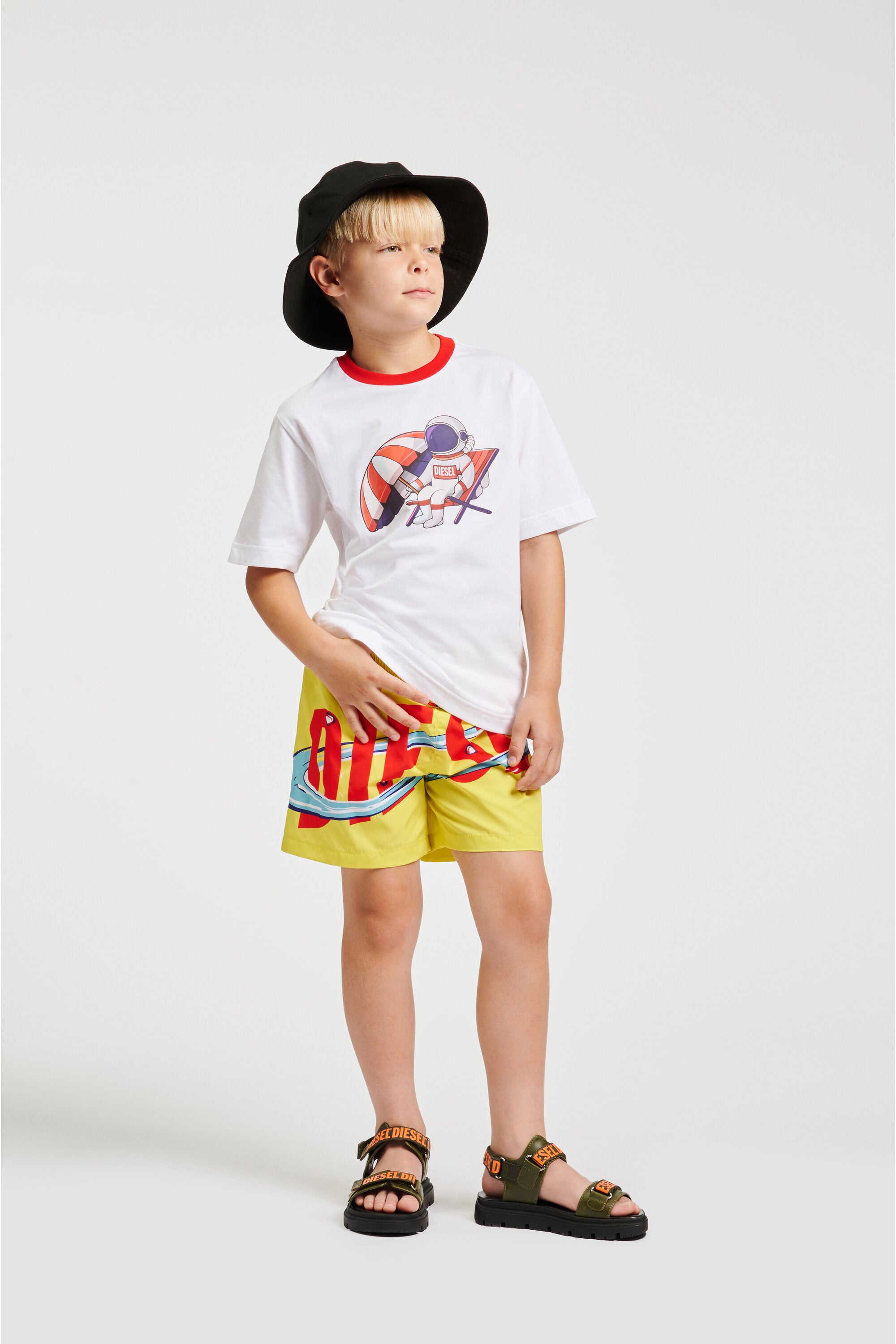 T-Shirt mit Logo und Astronauten-Print