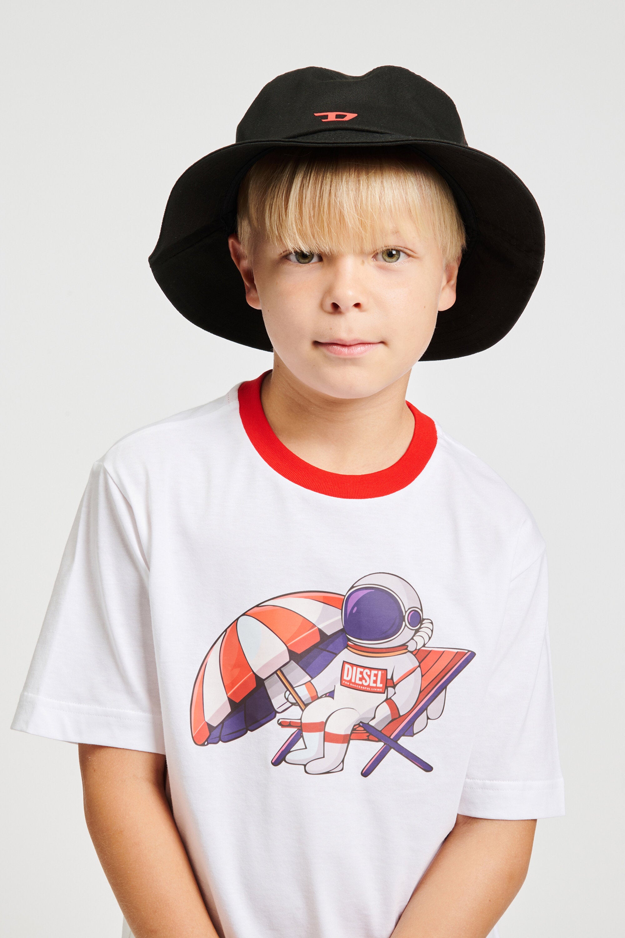 Cappello da pescatore con D patch