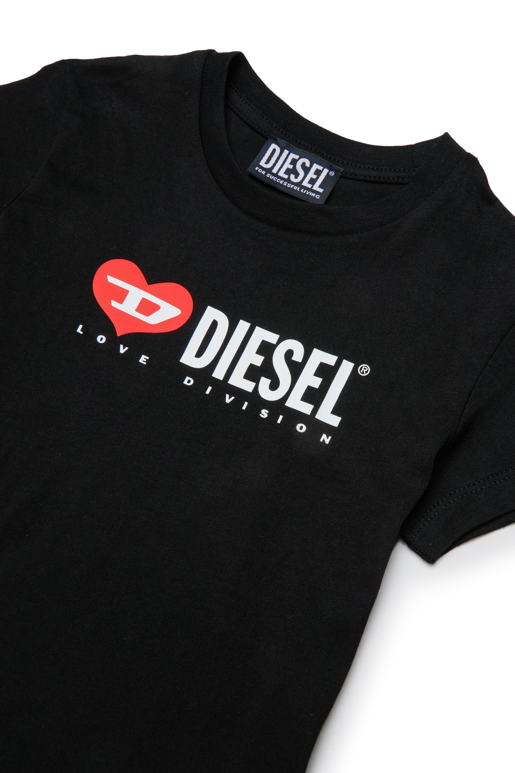 T-shirt con logo sul petto