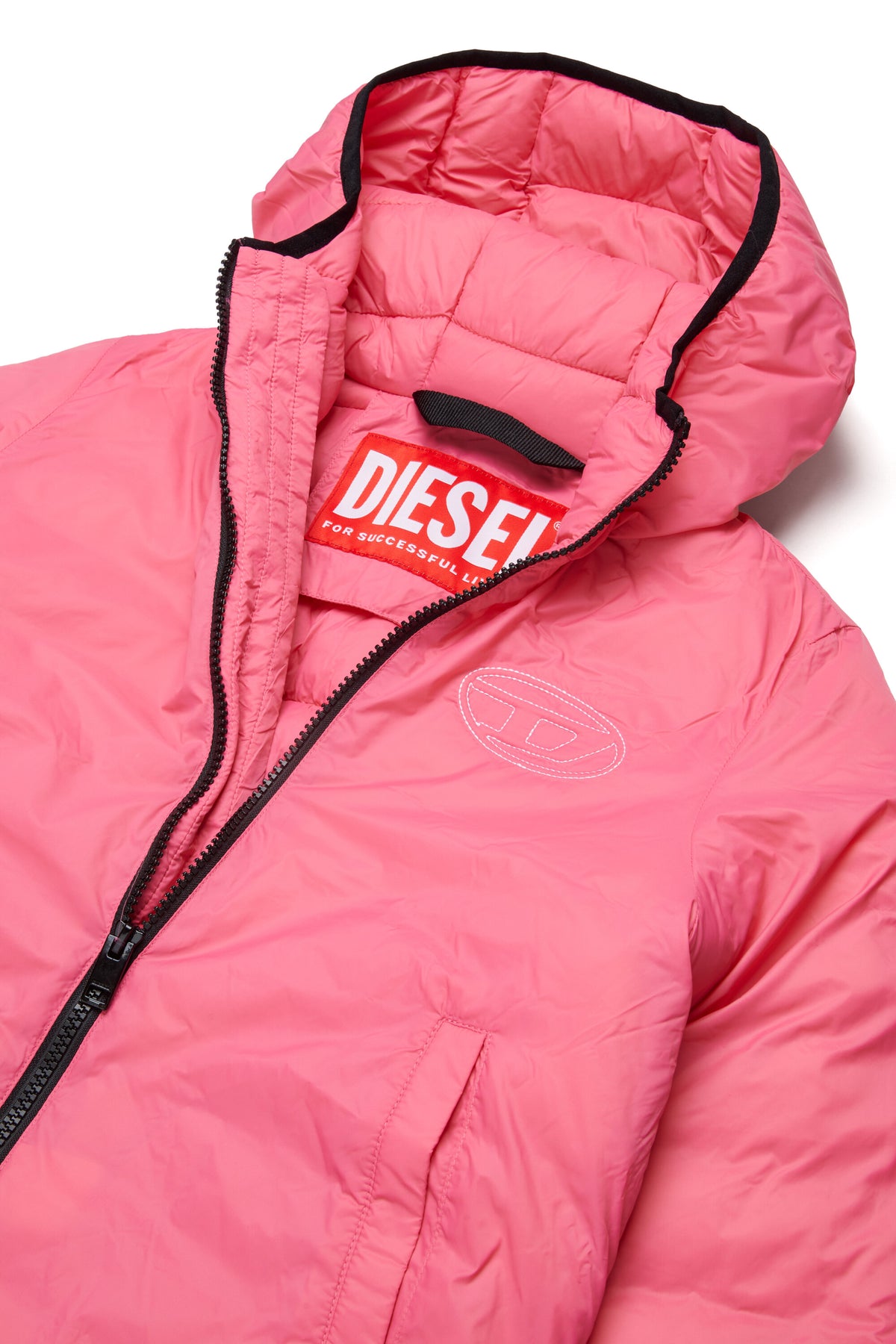 Gefütterte Jacke mit aufgedrucktem Logo