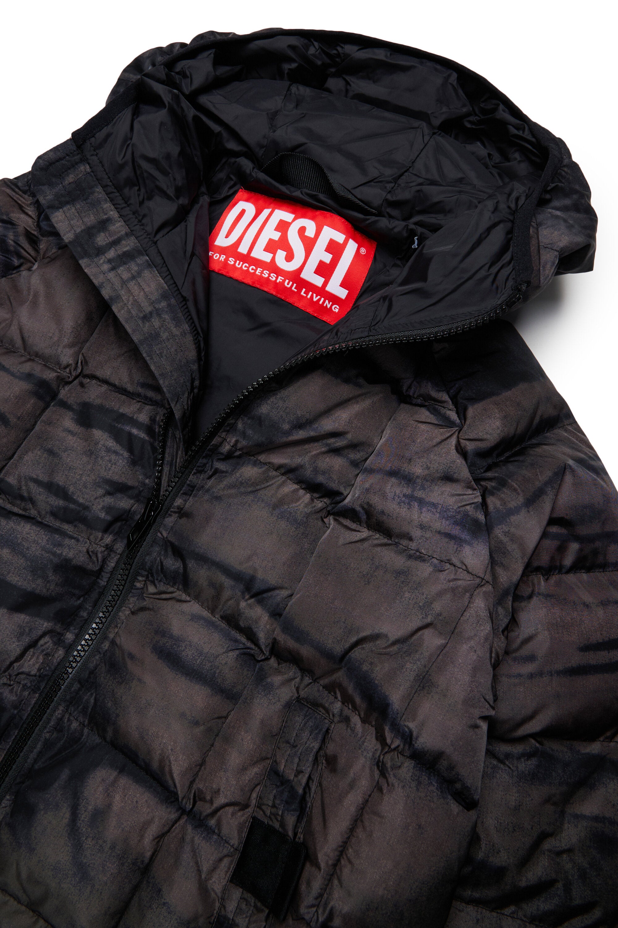 Gefütterte Jacke mit Logo
