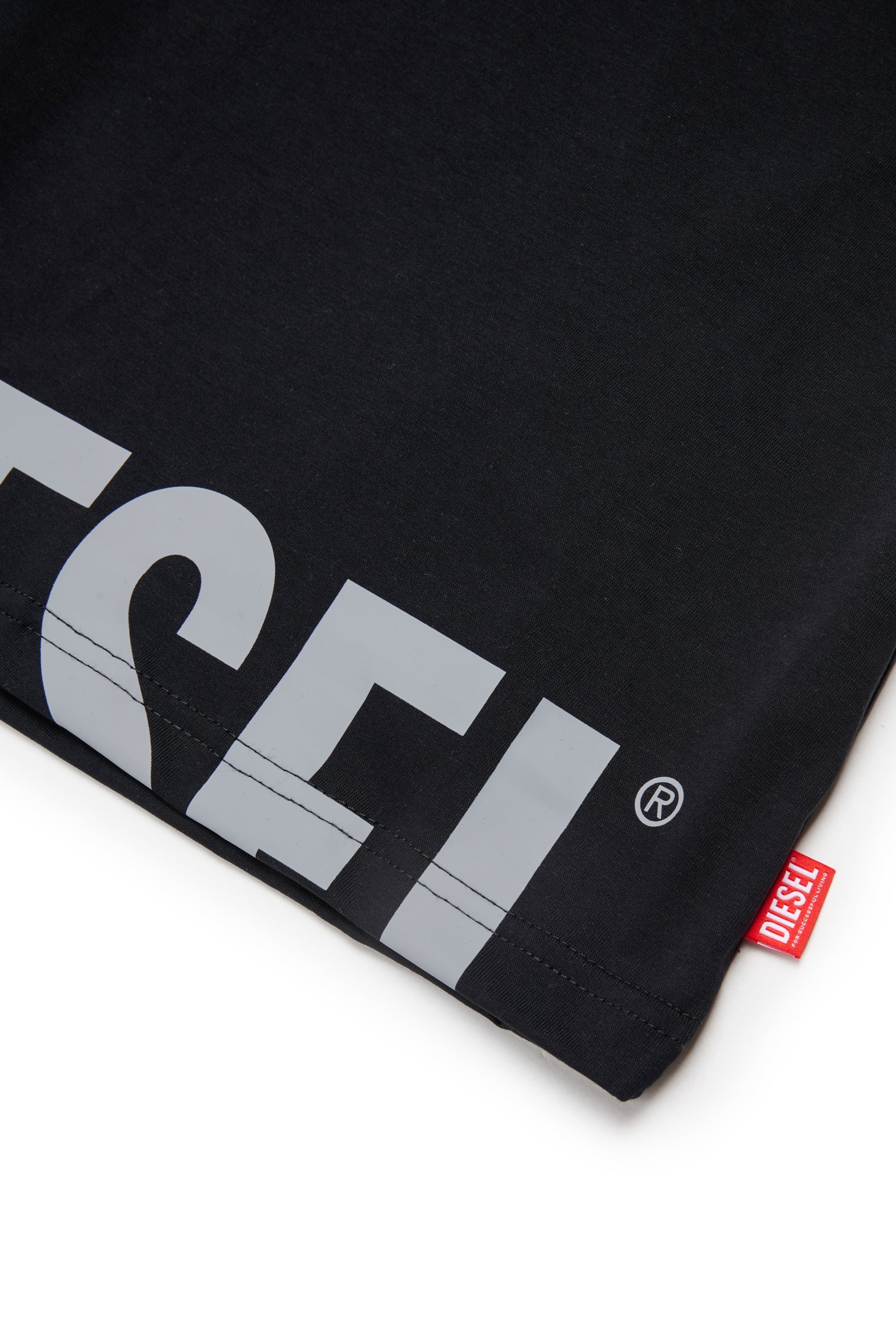 T-shirt con logo