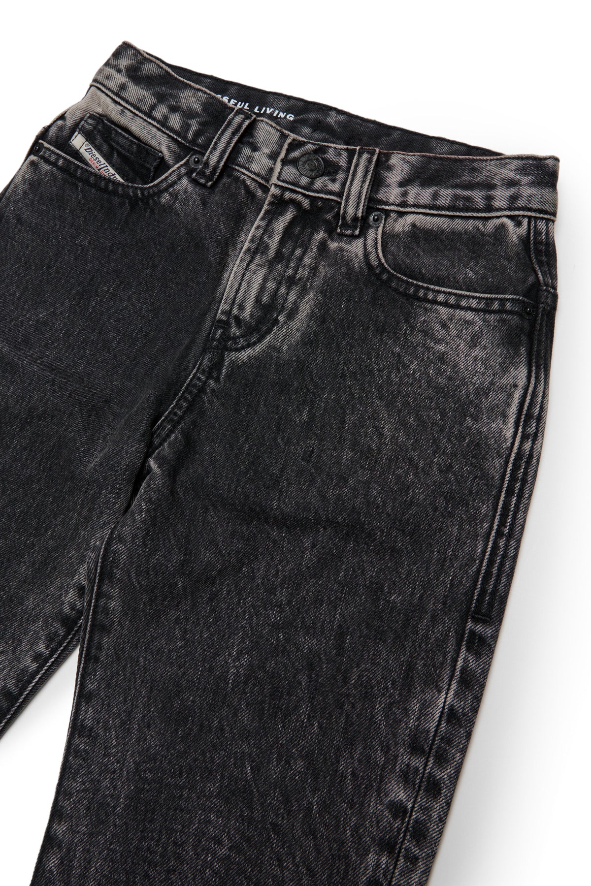 Jeans in Regular-Passform mit schwarzer Waschung - 2020 D-Viker