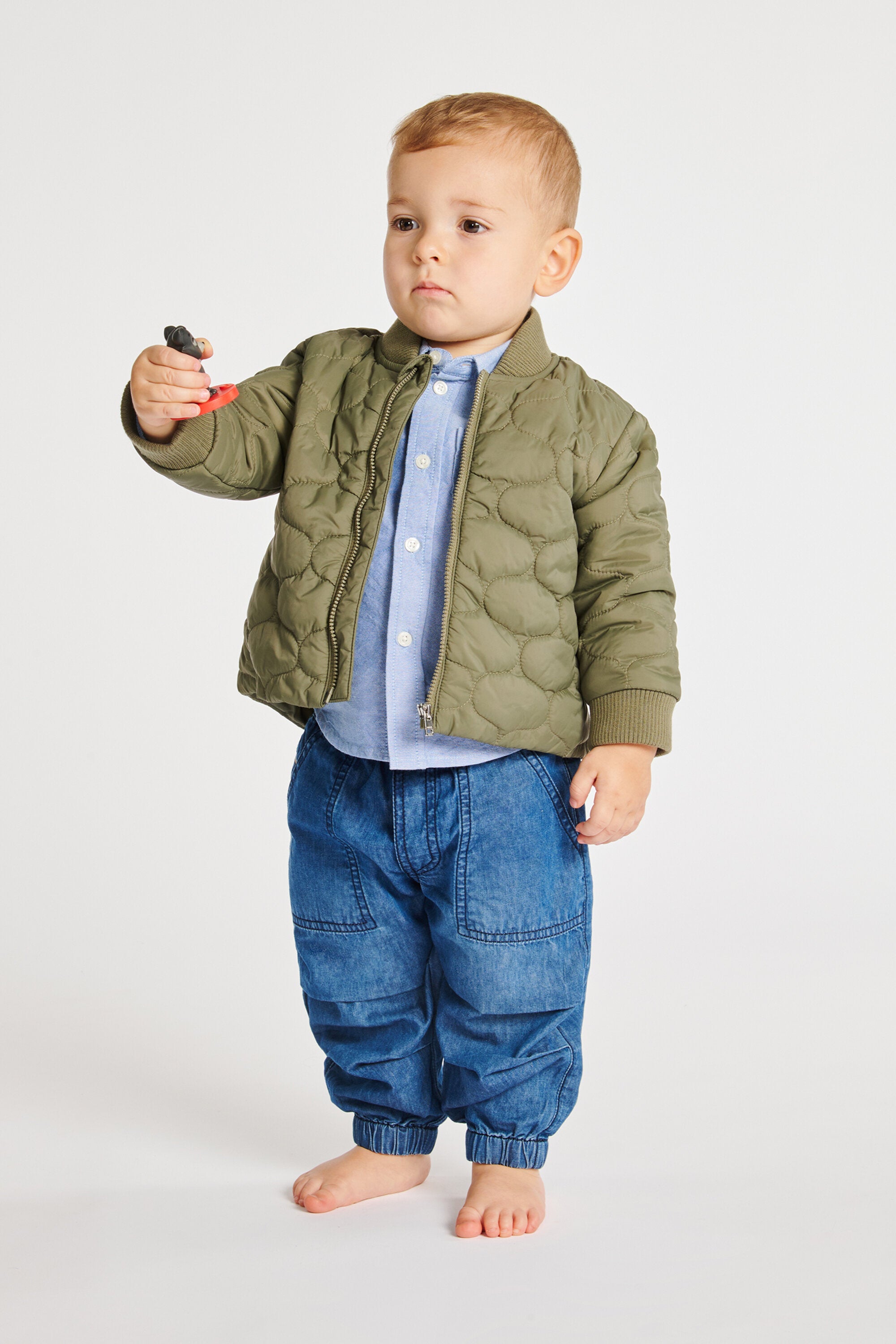 Leichte gesteppte Jacke mit aufgedrucktem Logo