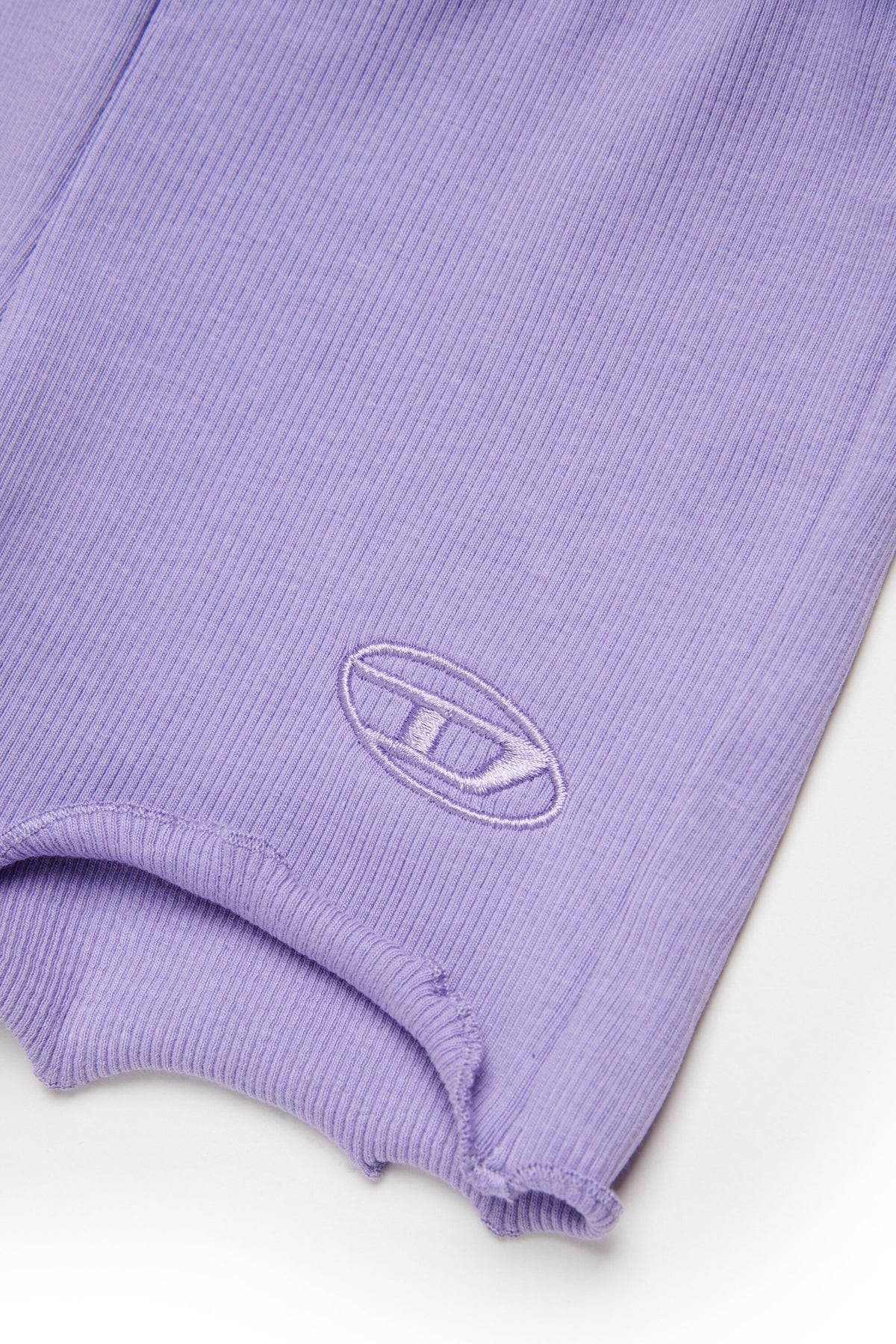 Short en molleton avec logo