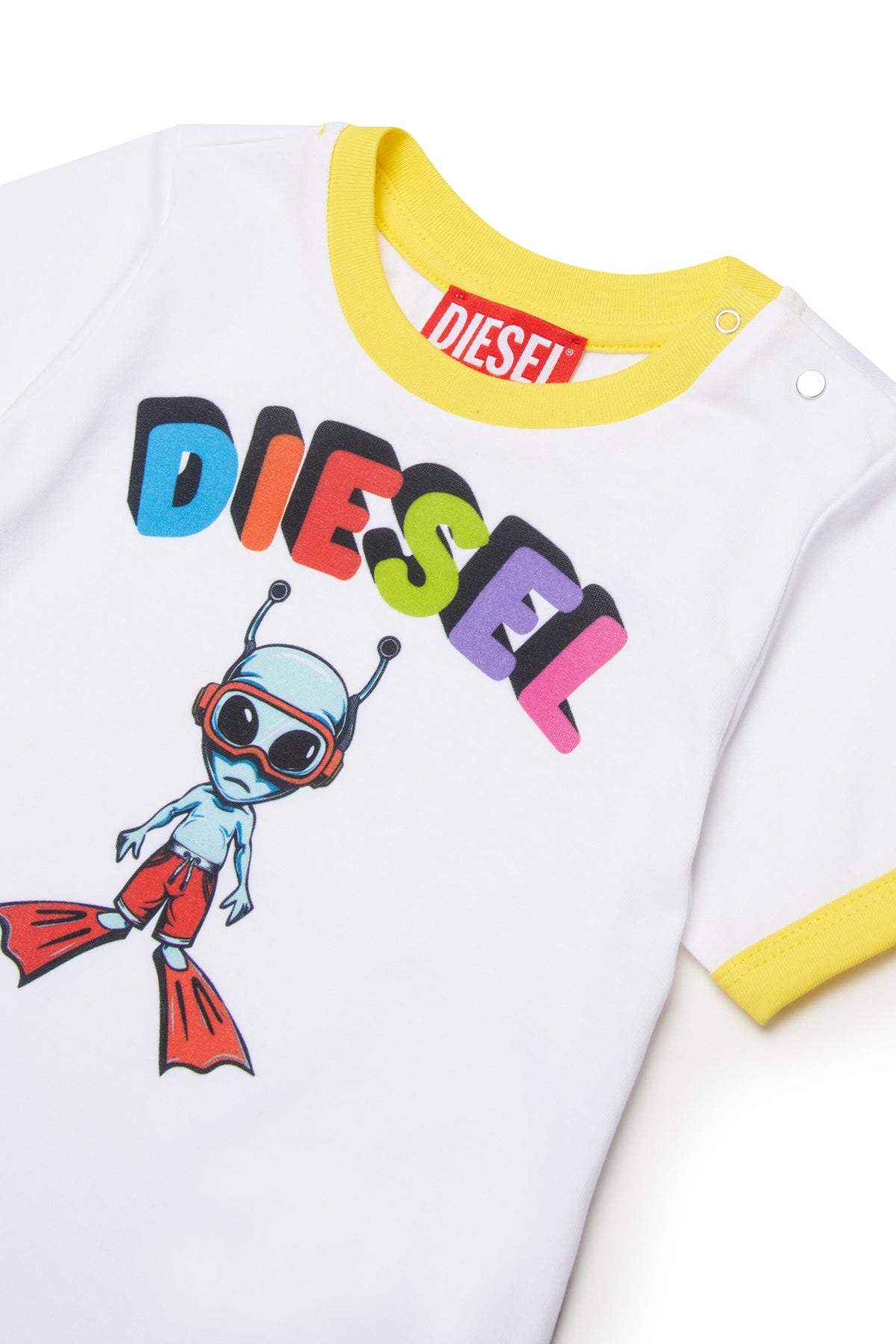 Camiseta con logo y motivo frontal
