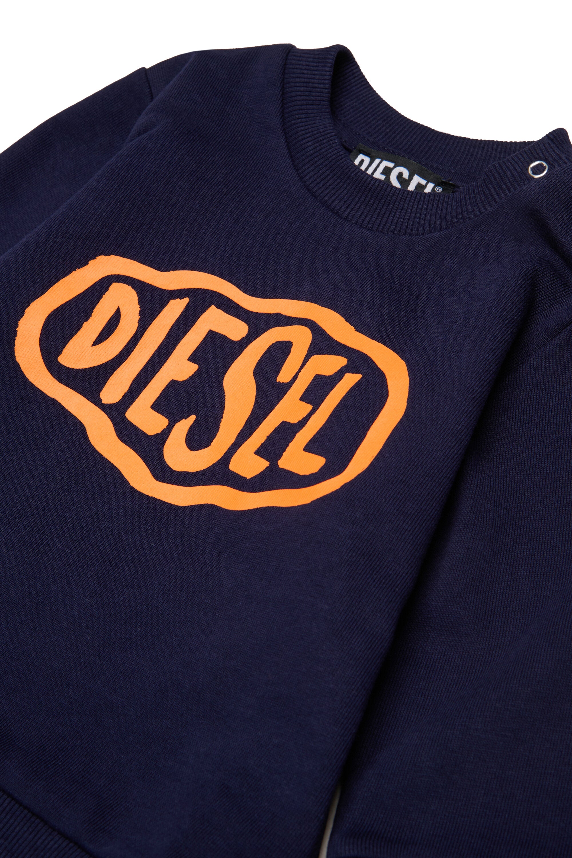 Trainingsanzug mit Logo