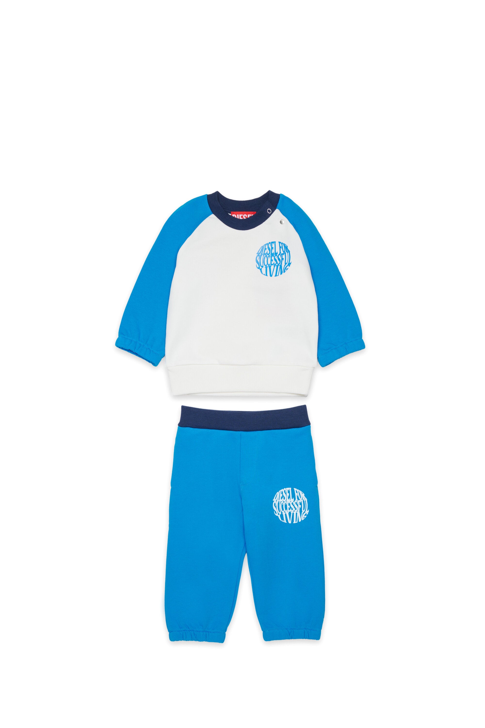 Tracksuit with logo