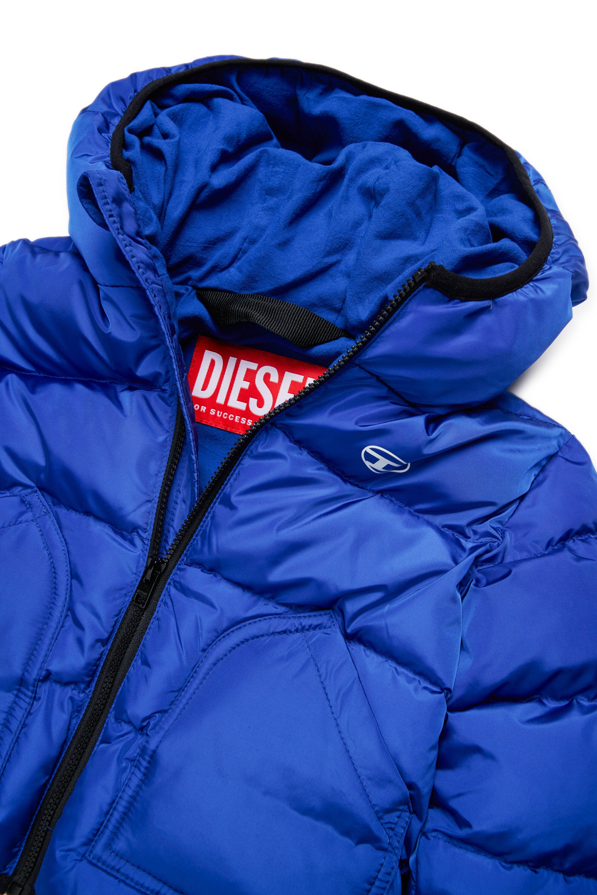 Gefütterte Jacke mit Logo