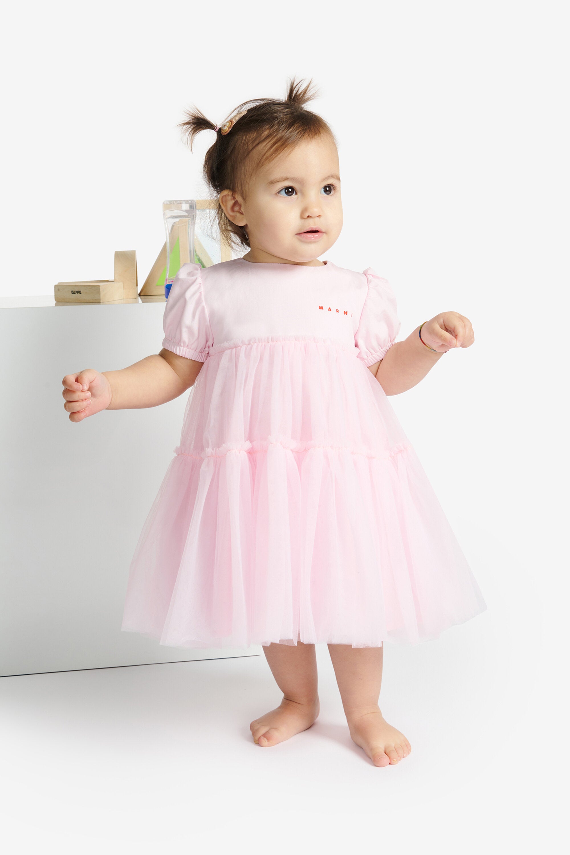 Robe avec fond en tulle