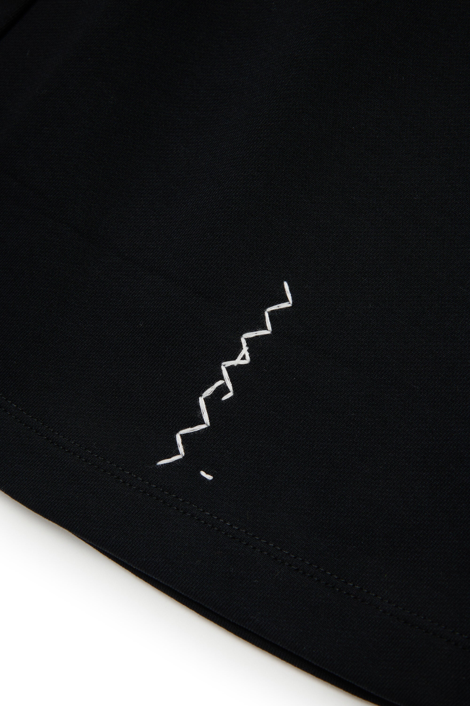 Fleece short skirt with elastic stripes