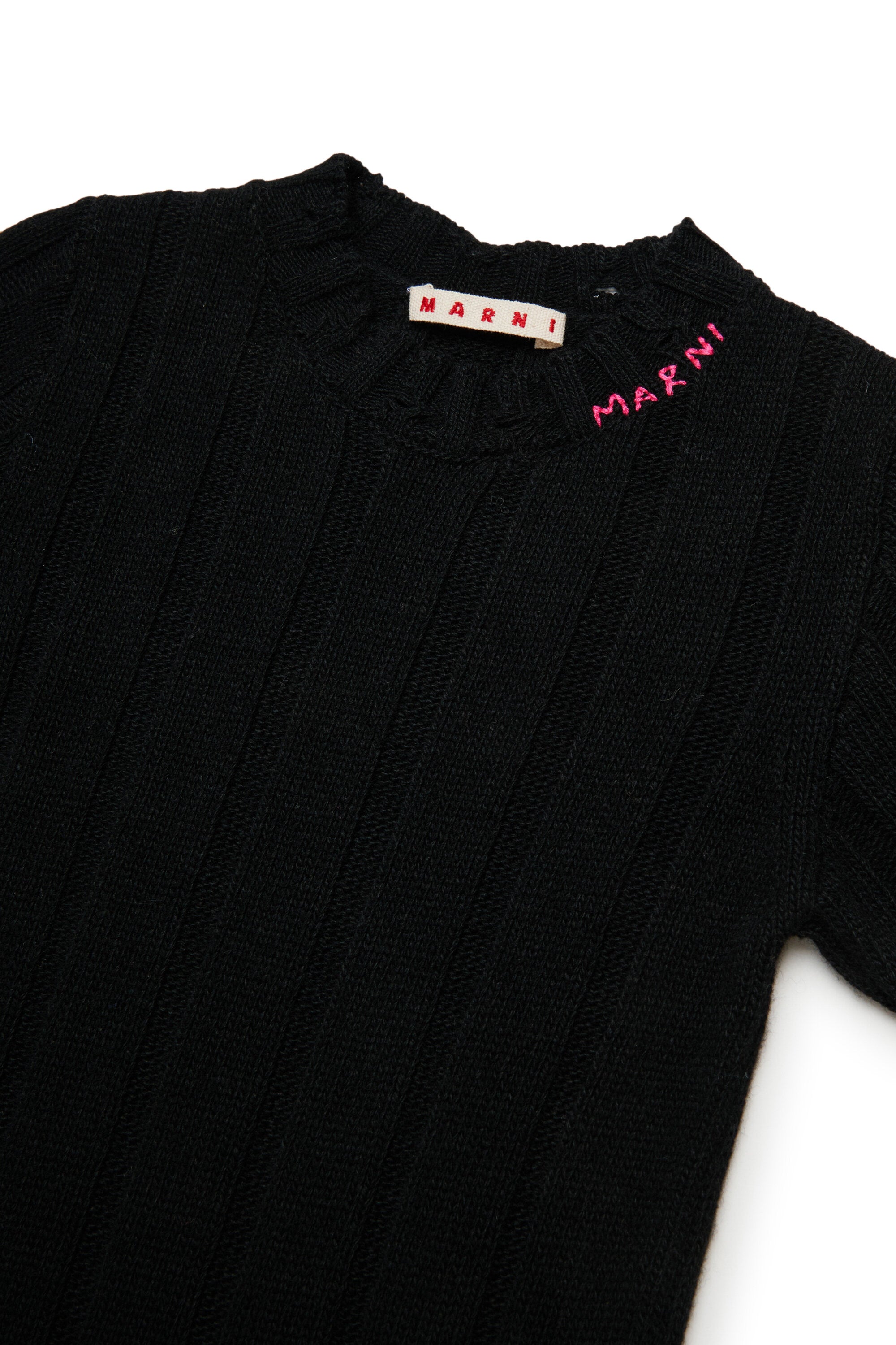 Langes Kleid aus einer Wollmischung mit Brüchen