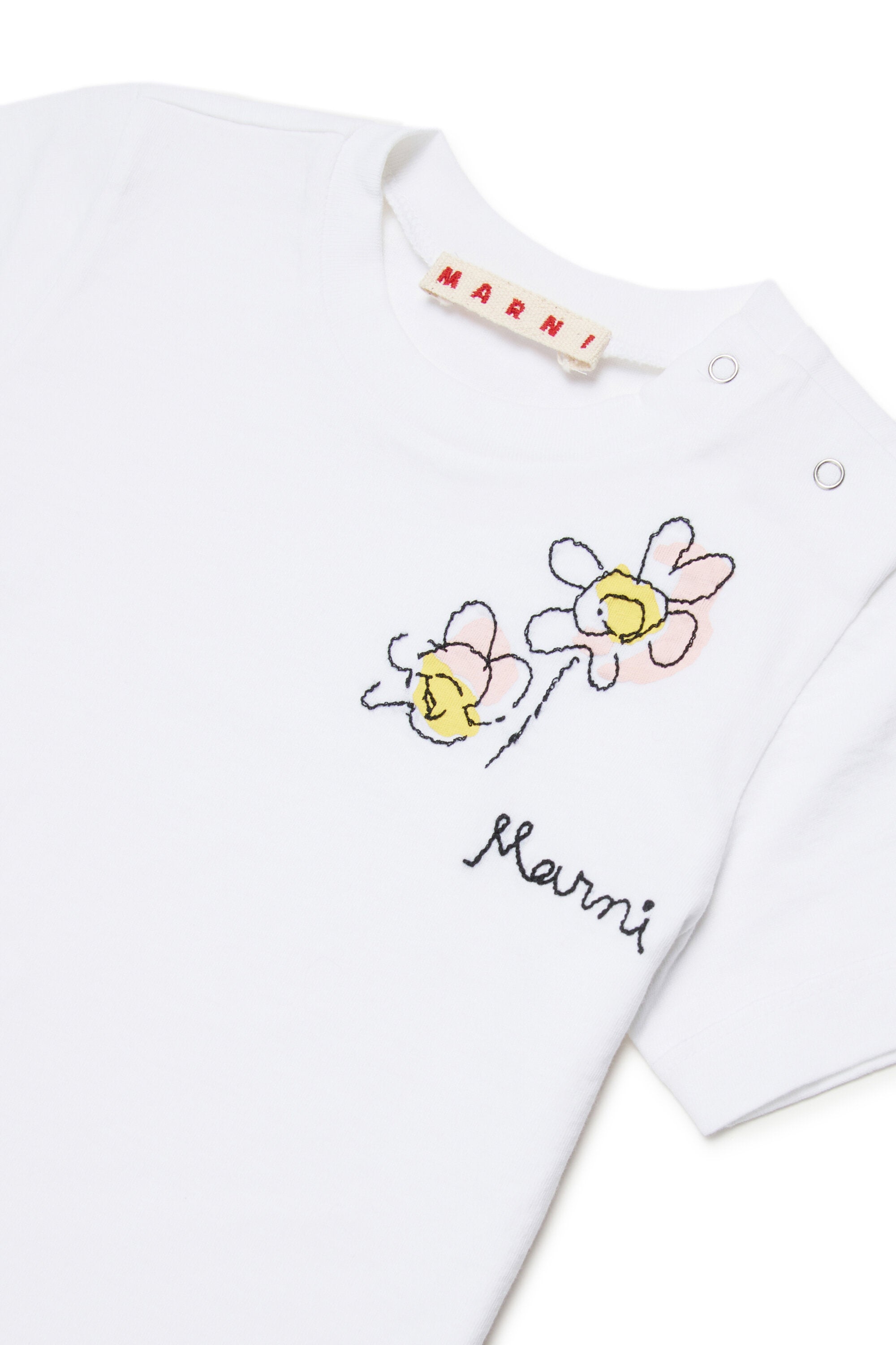 Camiseta con logotipo y bordado floral