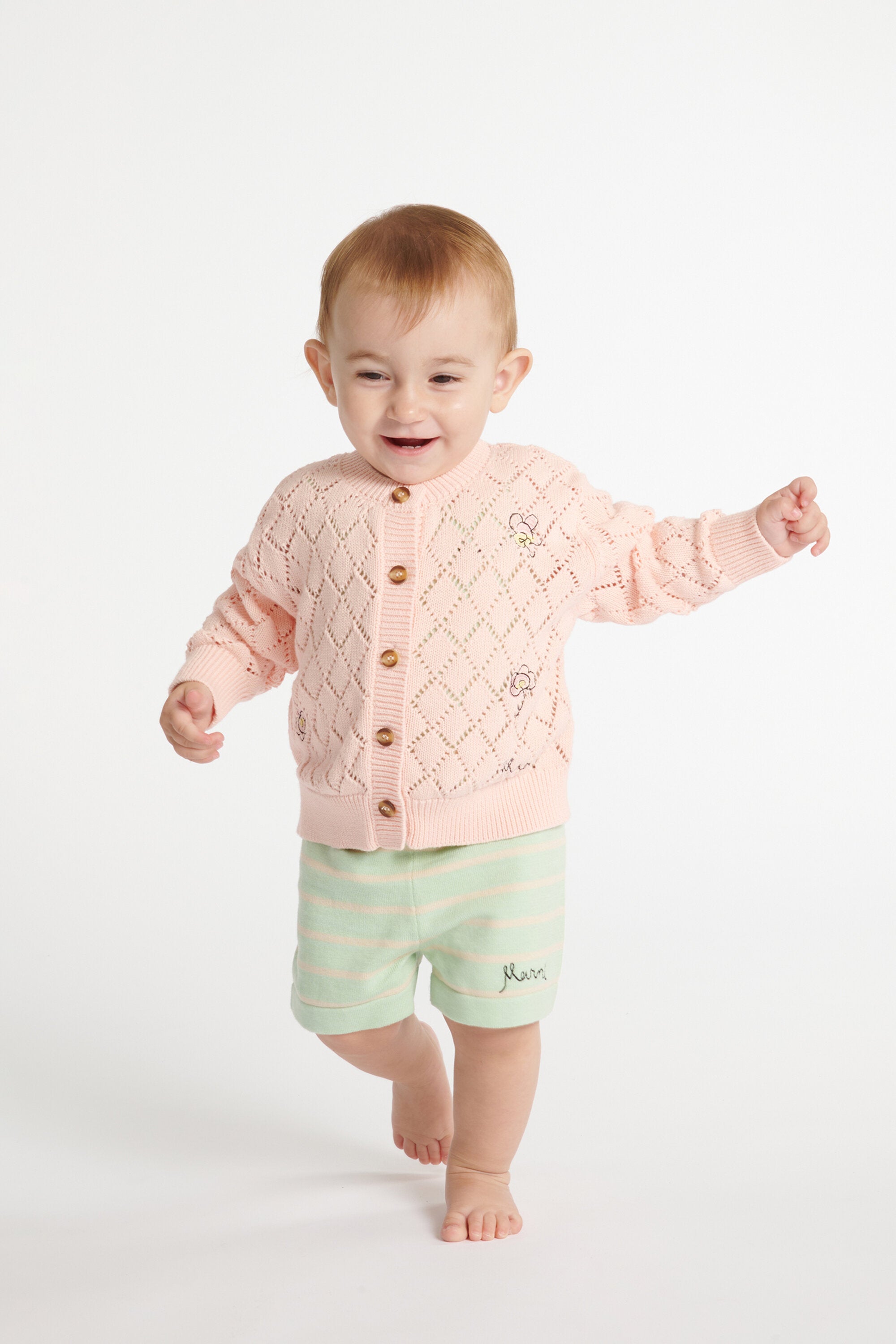 Cardigan ajouré avec broderie florale