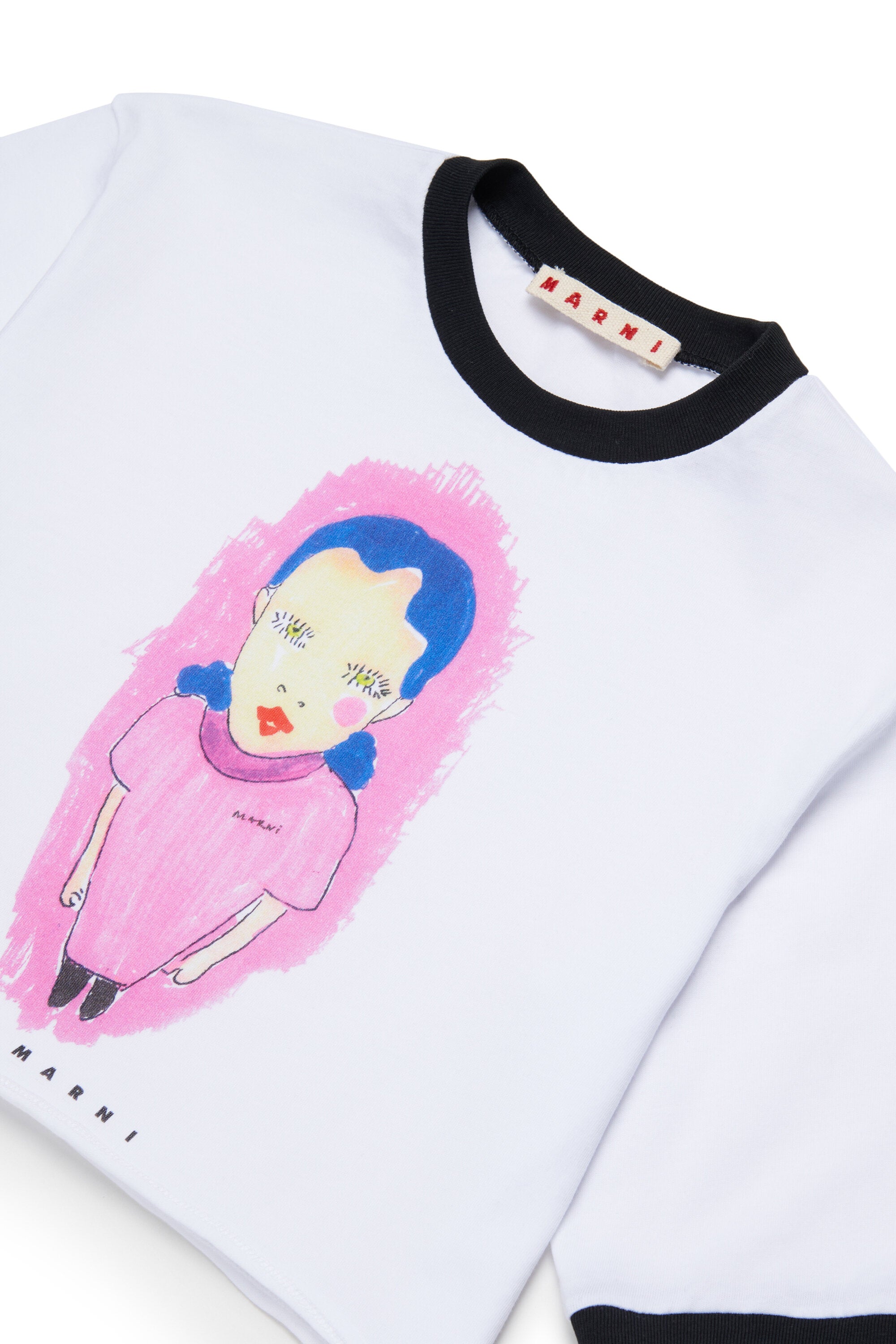 Camiseta con estampado gráfico y ribetes en contraste