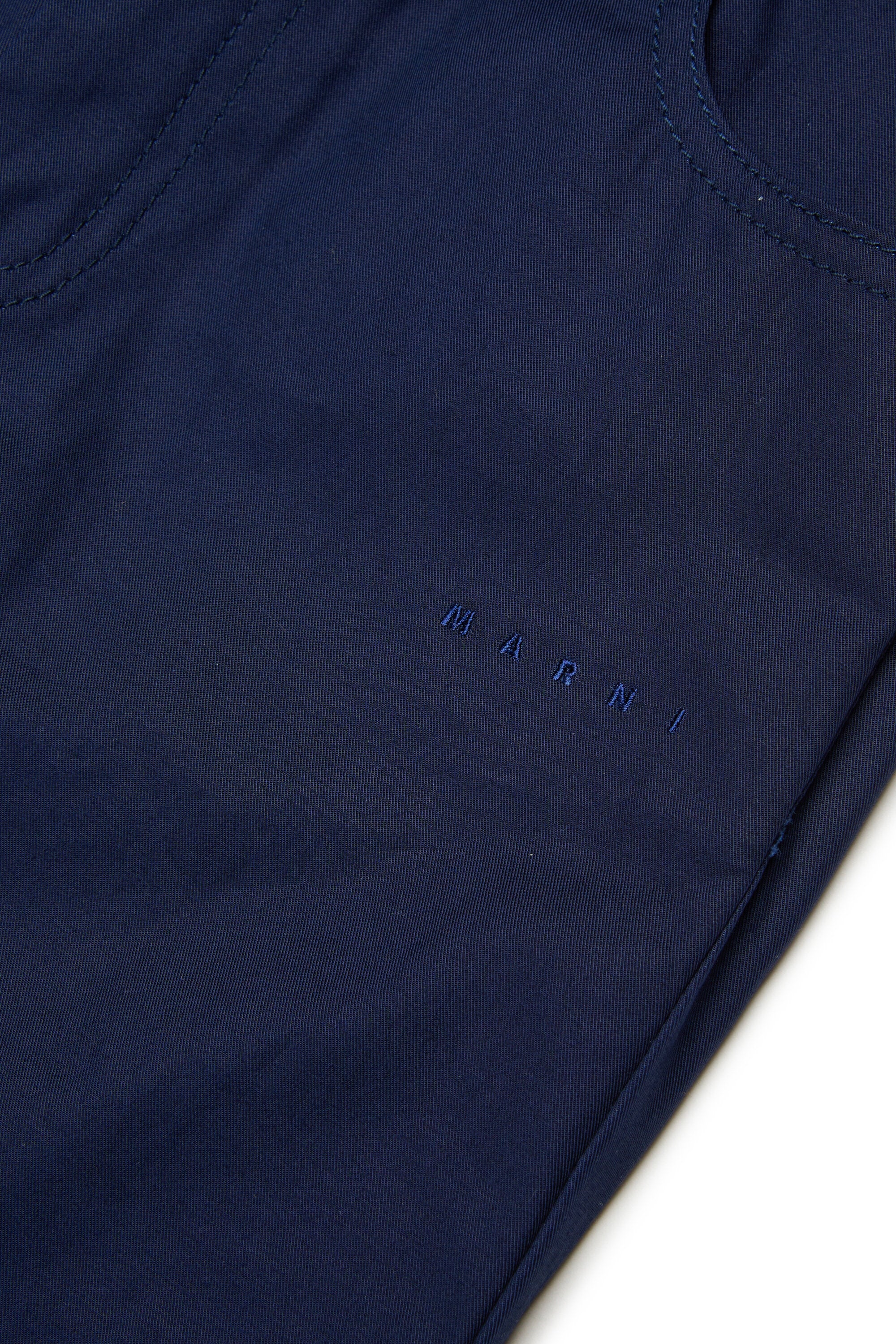 Pantaloni classici dritti