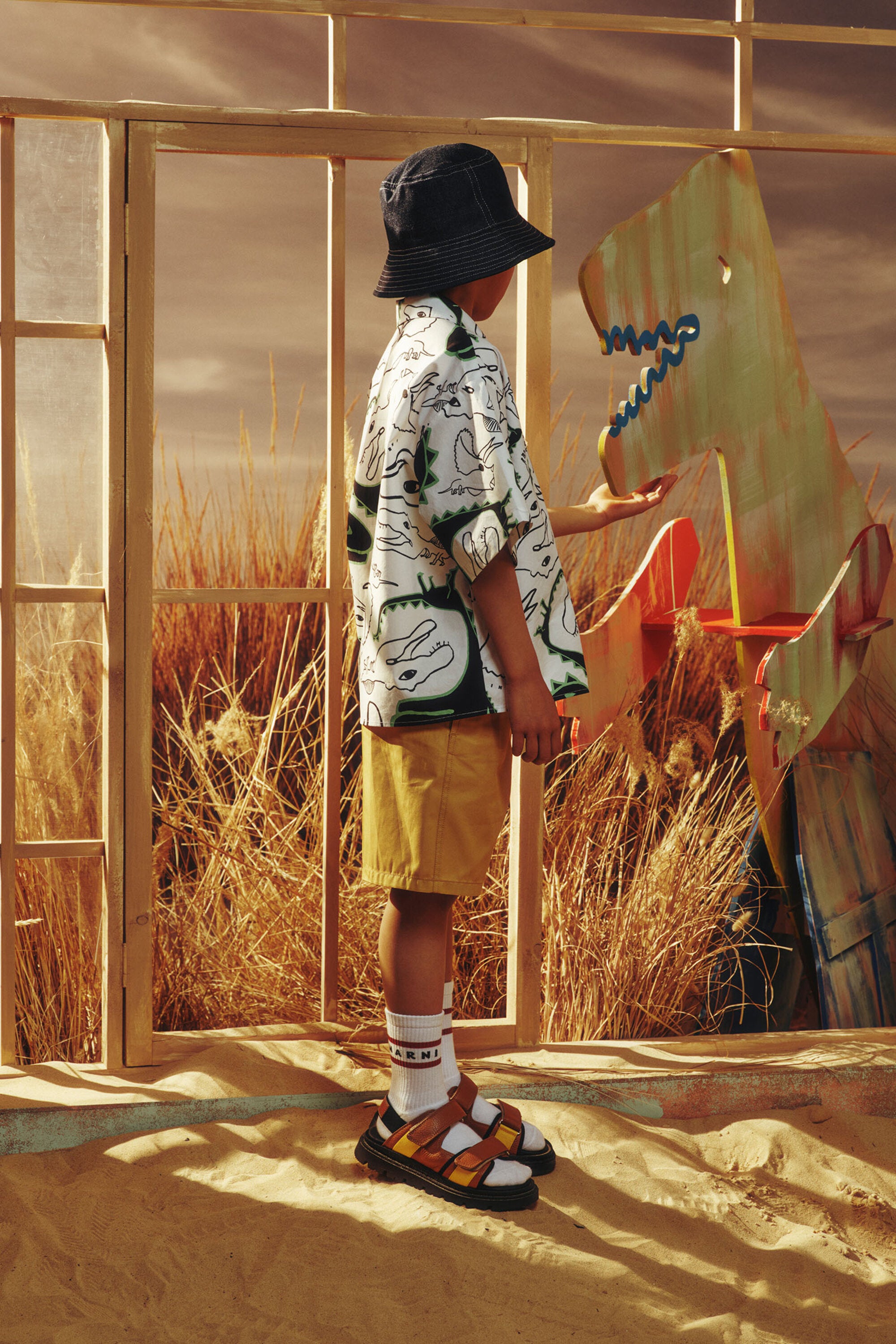 Short-sleeved shirt with logo