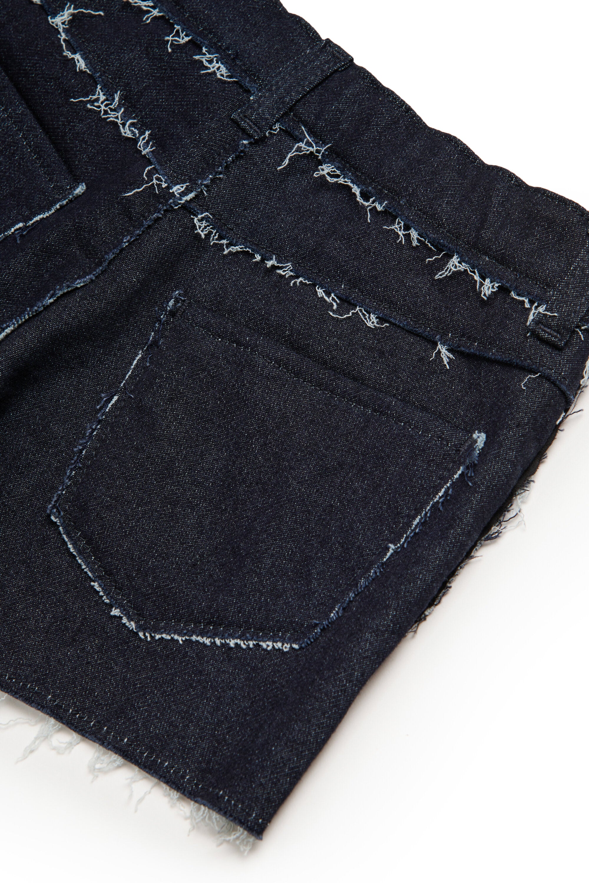 Shorts denim con logo sul davanti