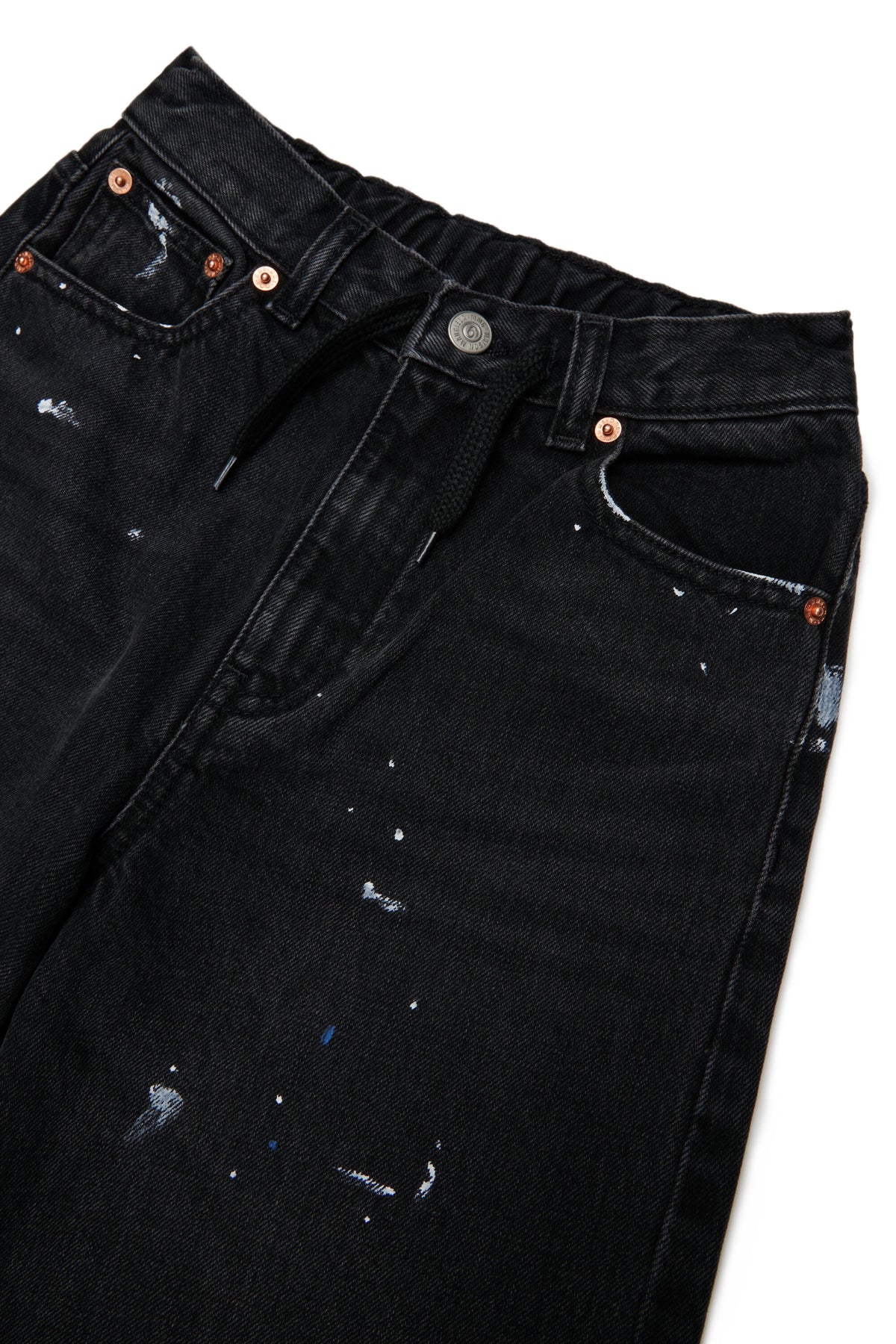 Jeans mit Flare-Passform und Used-Effekt