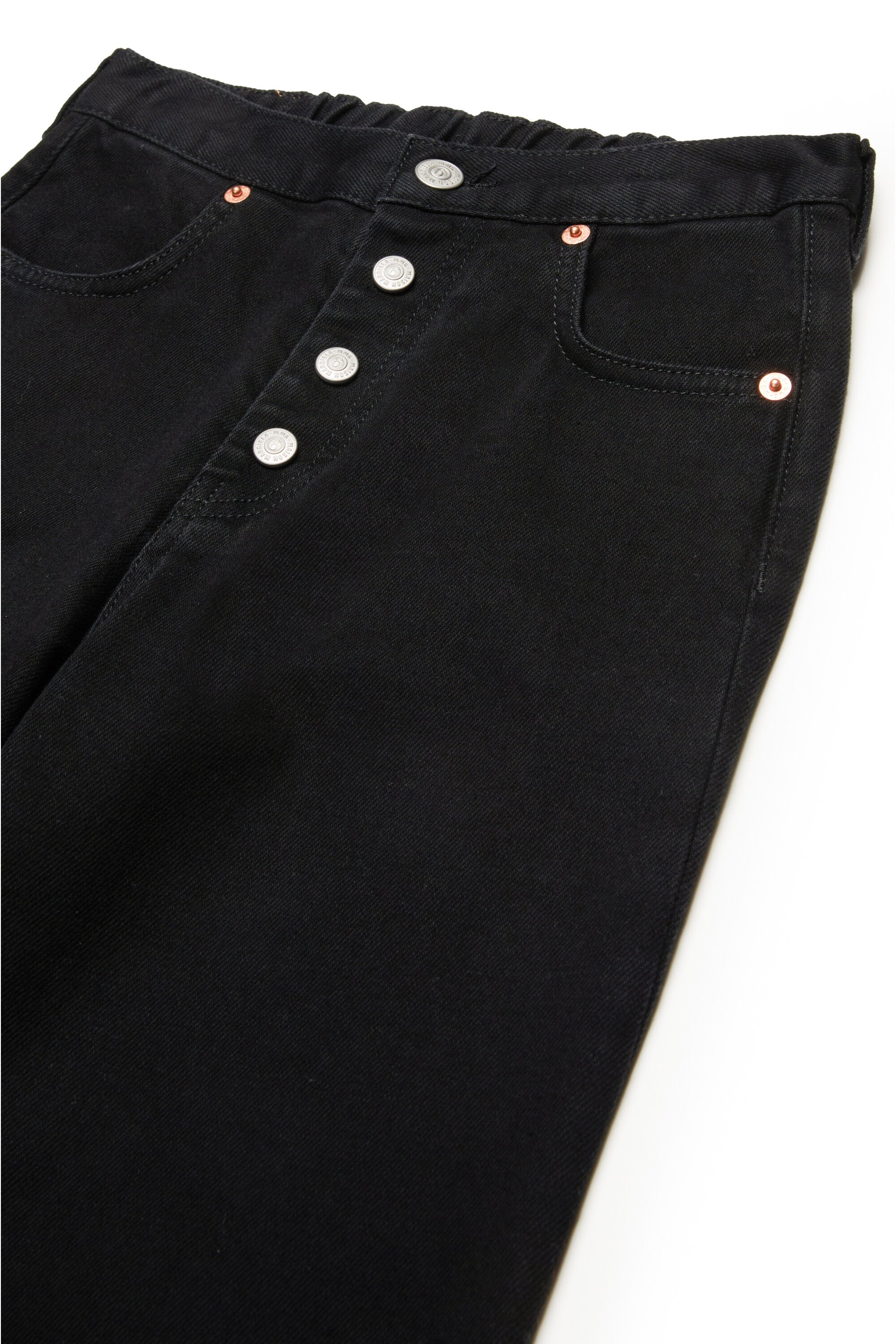 Jeans noirs marqués d'un logo