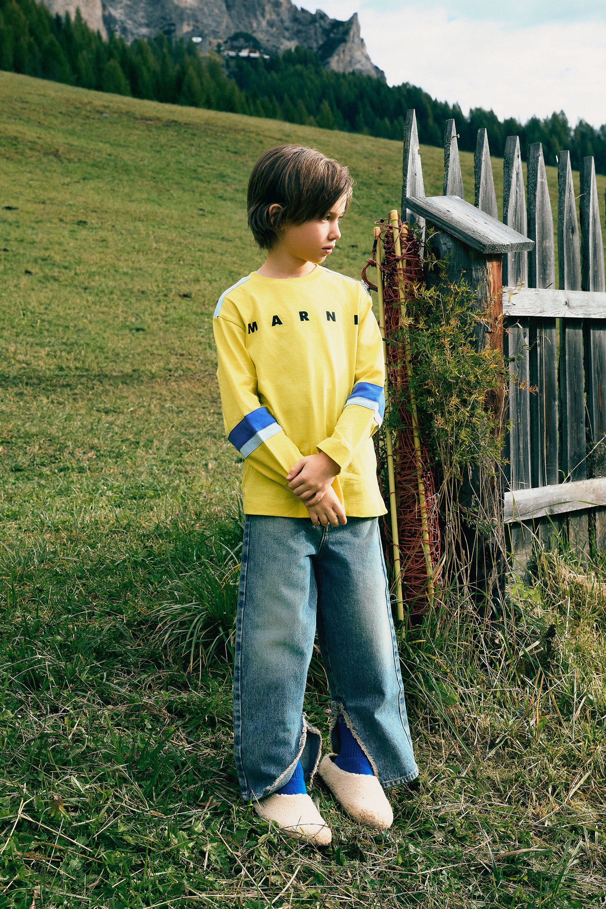 Mittelblau schattierte regular jeans mit Schlitz