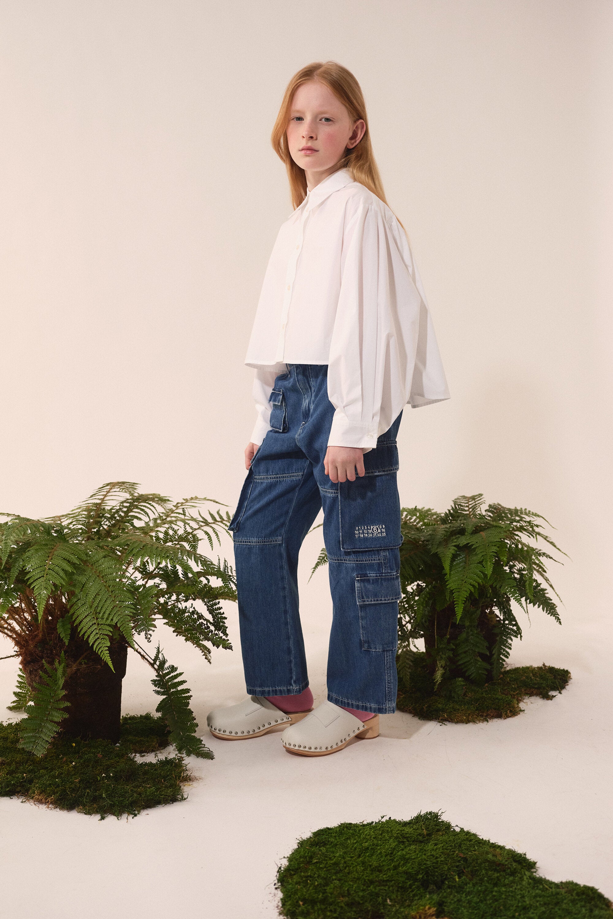 Cropped poplin shirt with pleated back