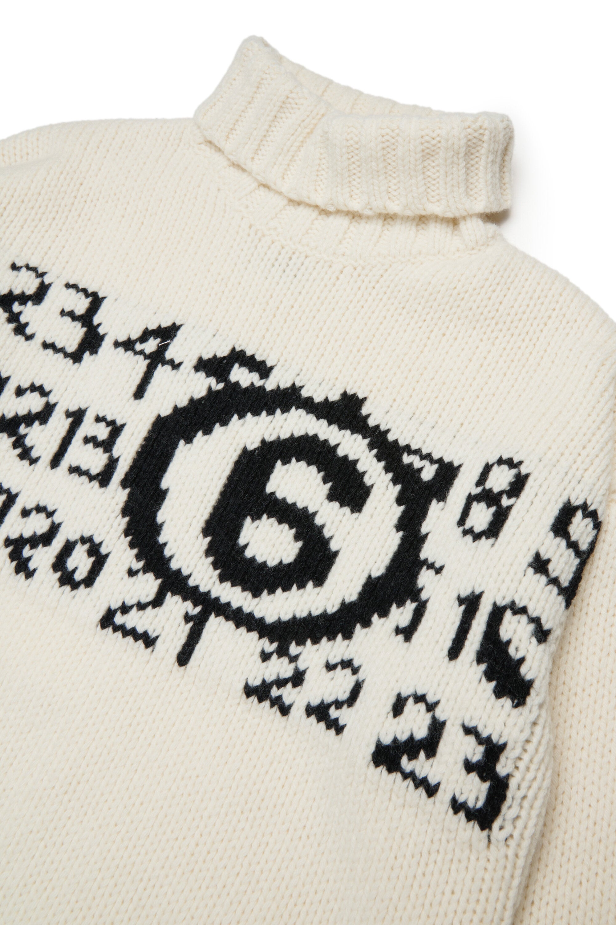 Strickminikleid mit Maxilogo