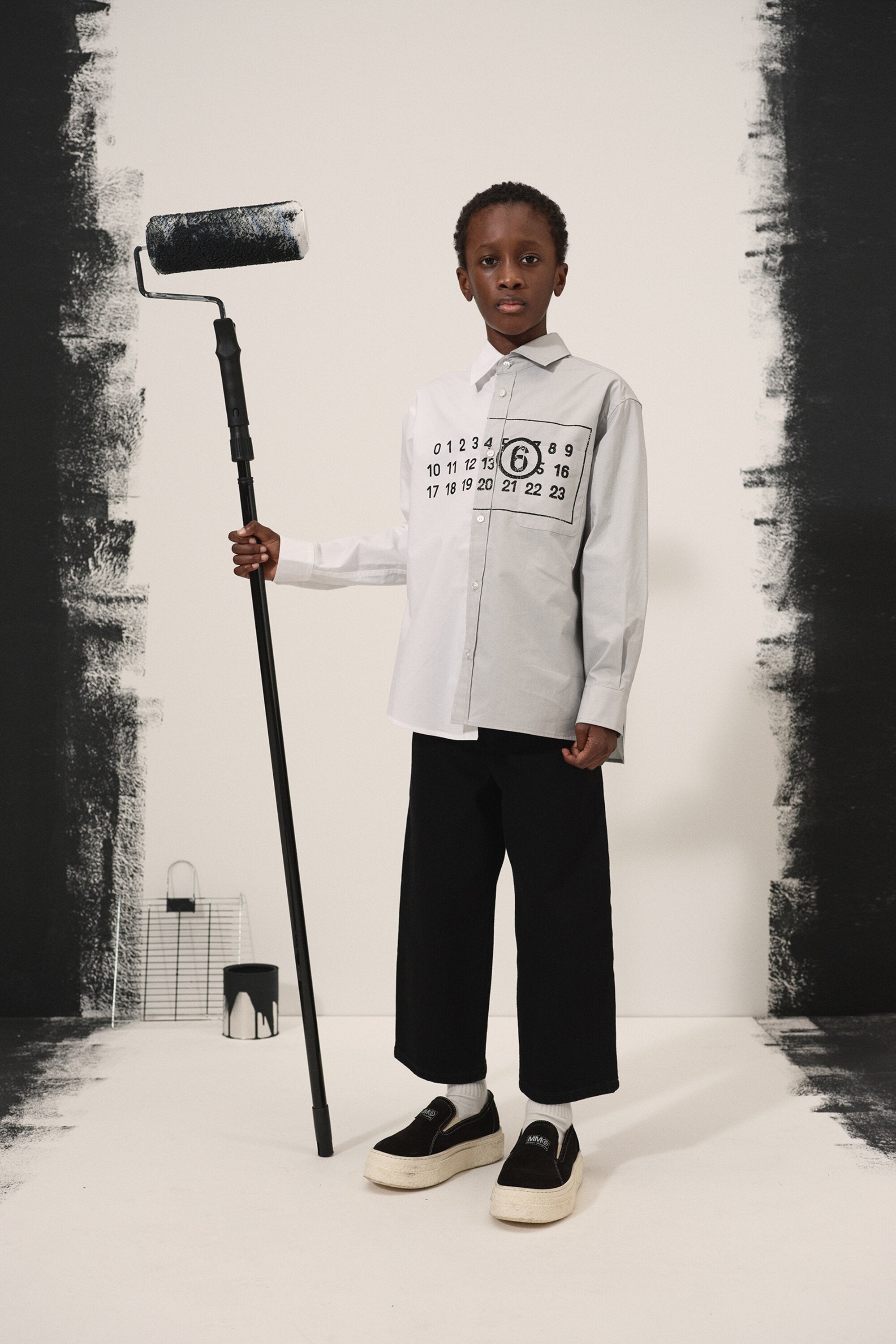 Zweifarbiges, neu geschnittenes Popeline-Hemd