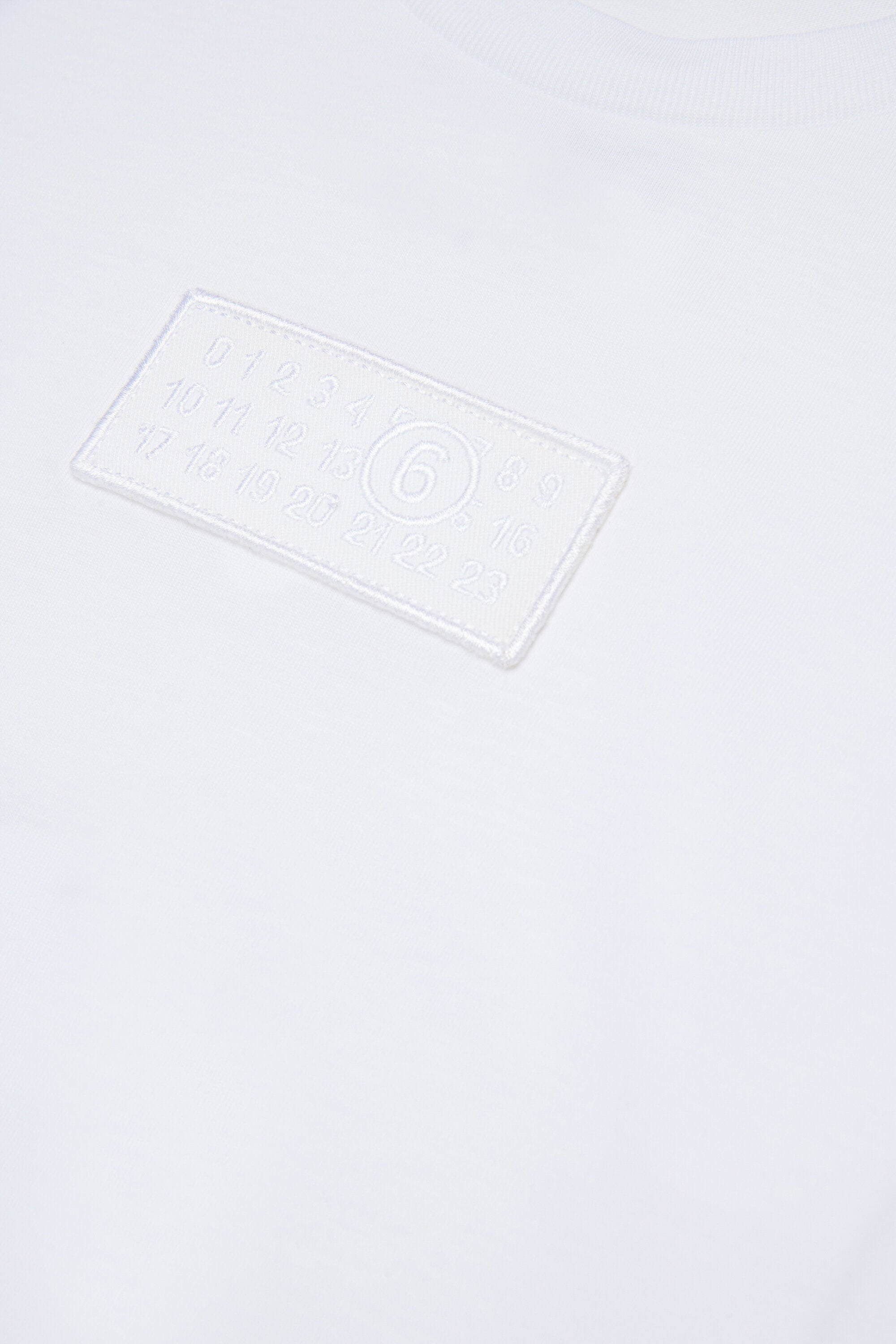 Langärmeliges Jersey-T-Shirt mit Numeric-Logoaufnäher