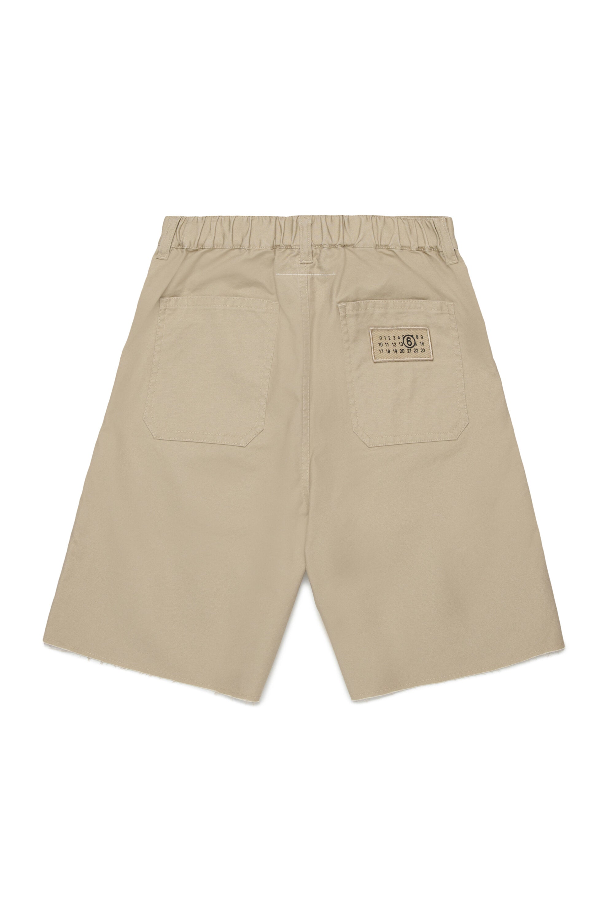 Shorts cargo con logo