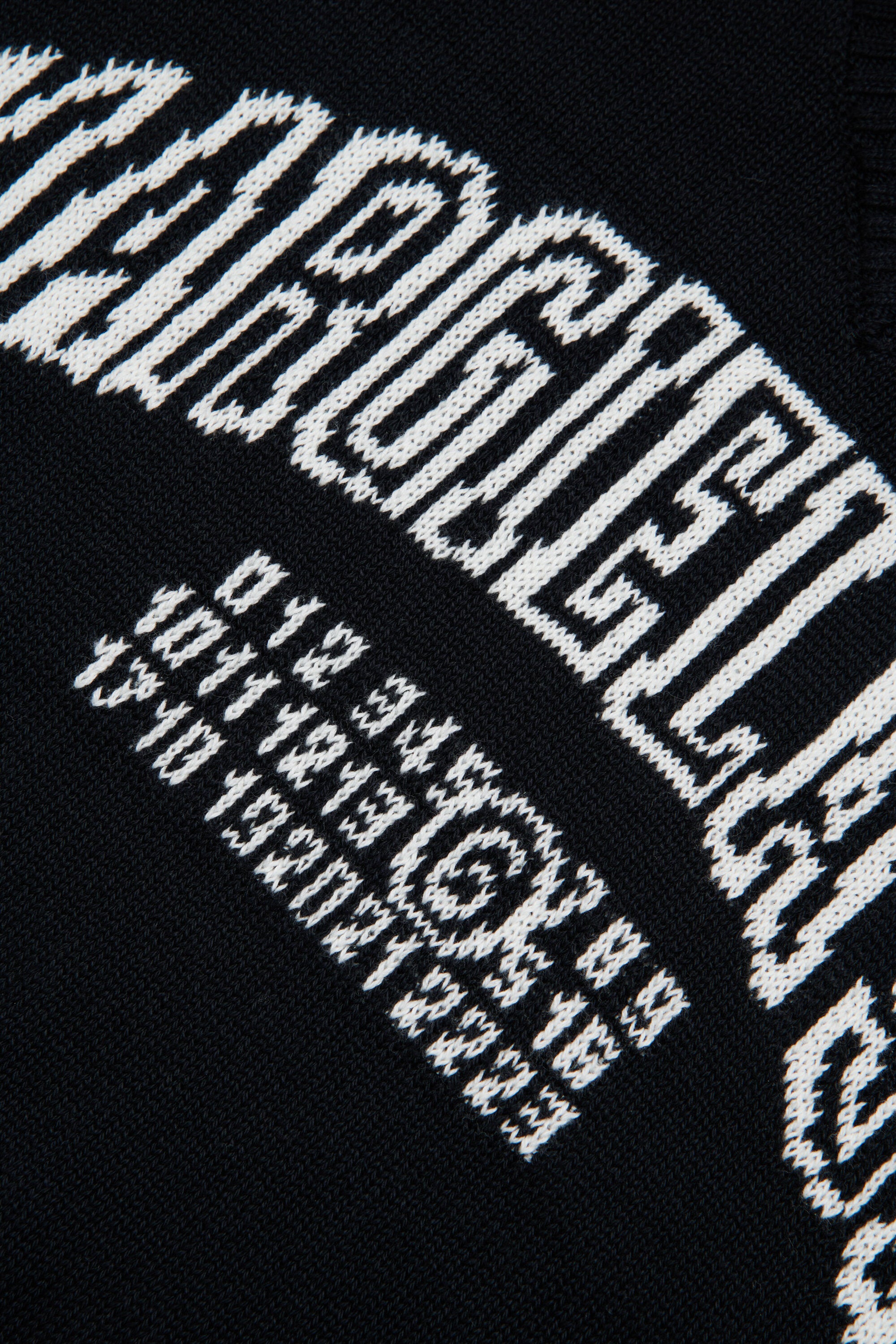 Pullover scollo a V con logo