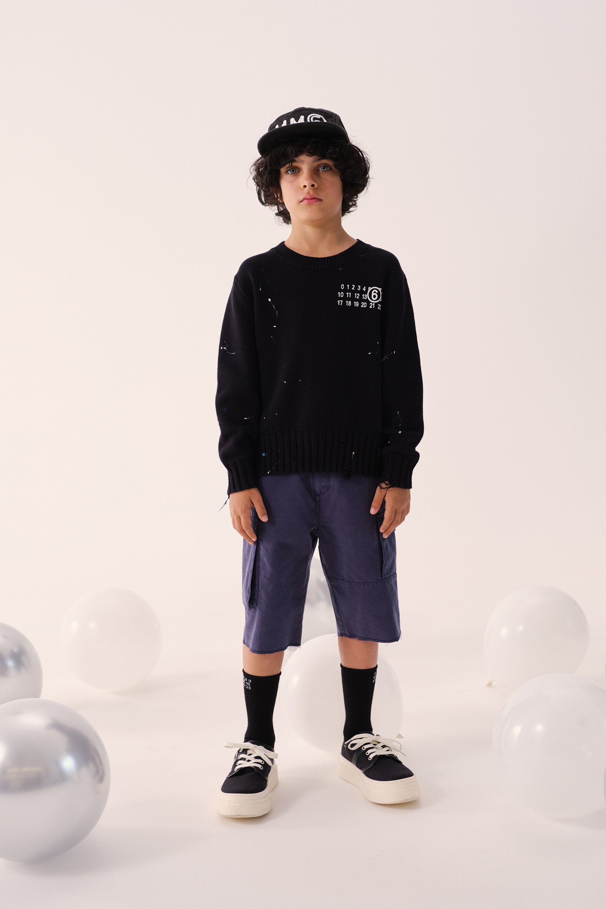 Pull col rond avec logo