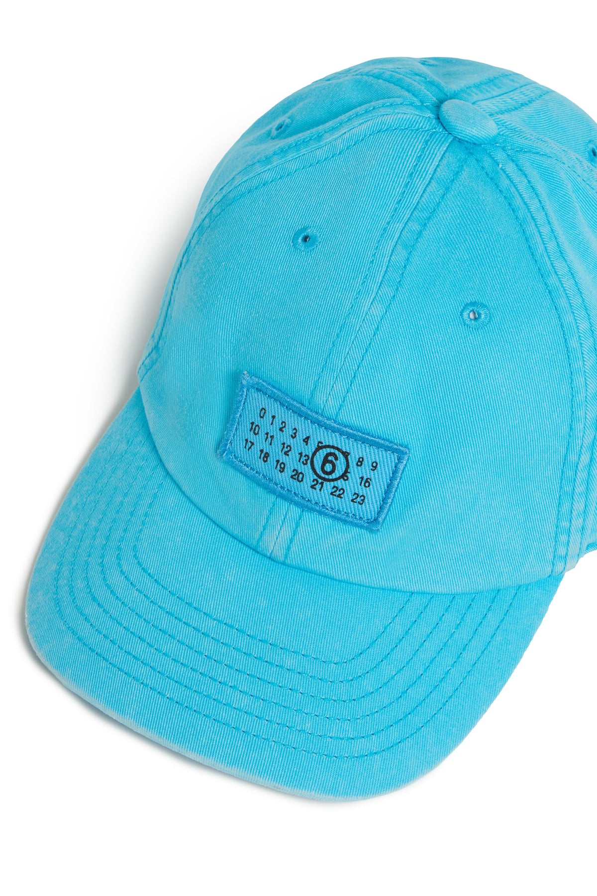Gorra de béisbol con logo