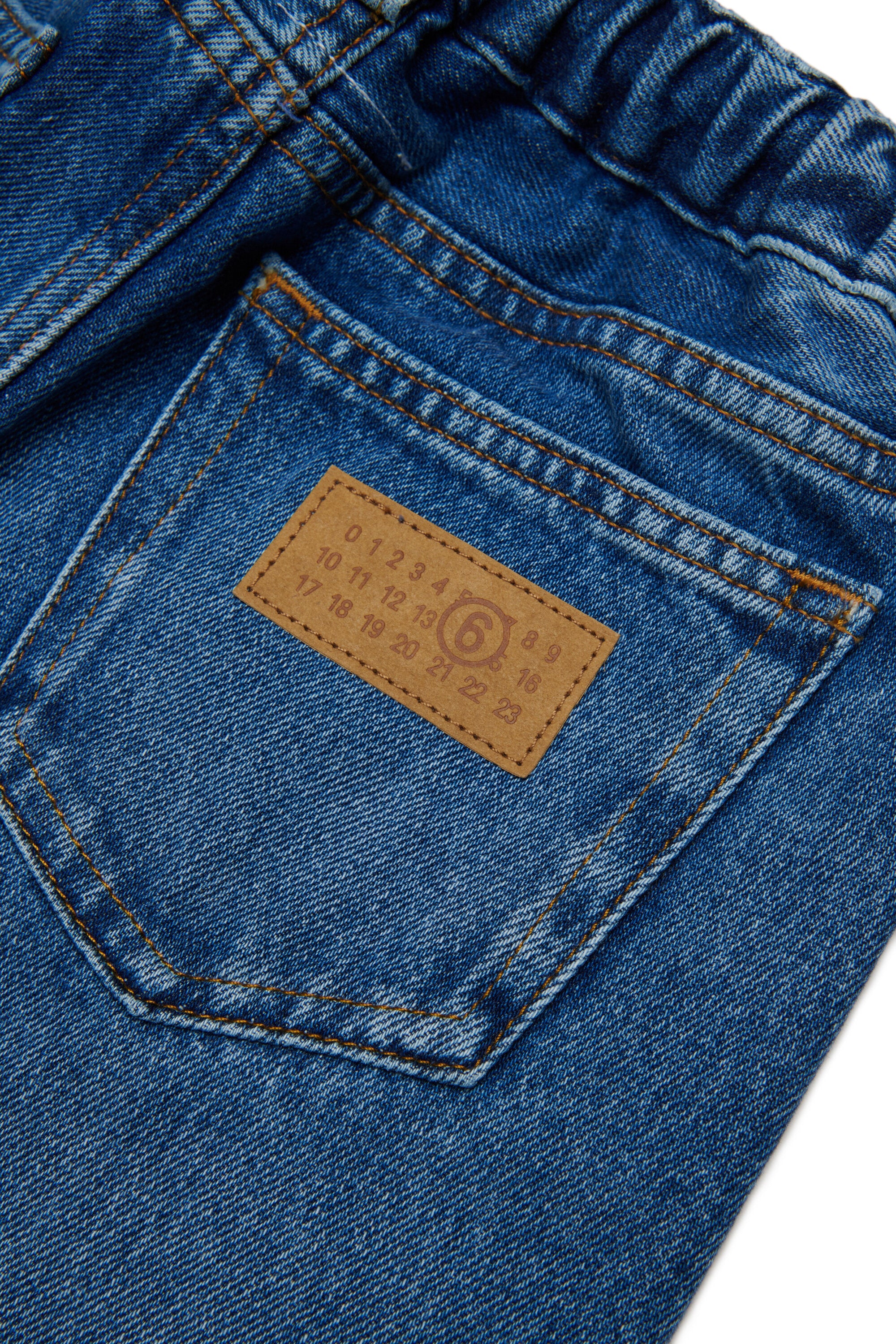 Jean regular en denim bicolore