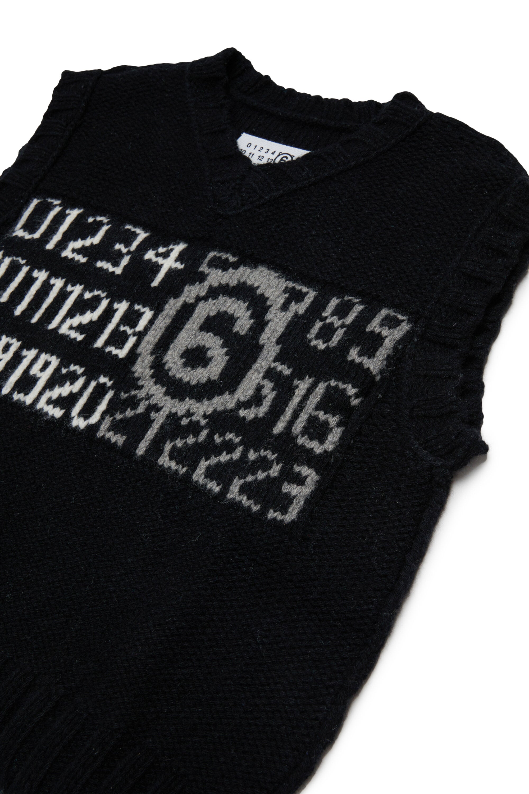 Sleeveless knit vest with logo