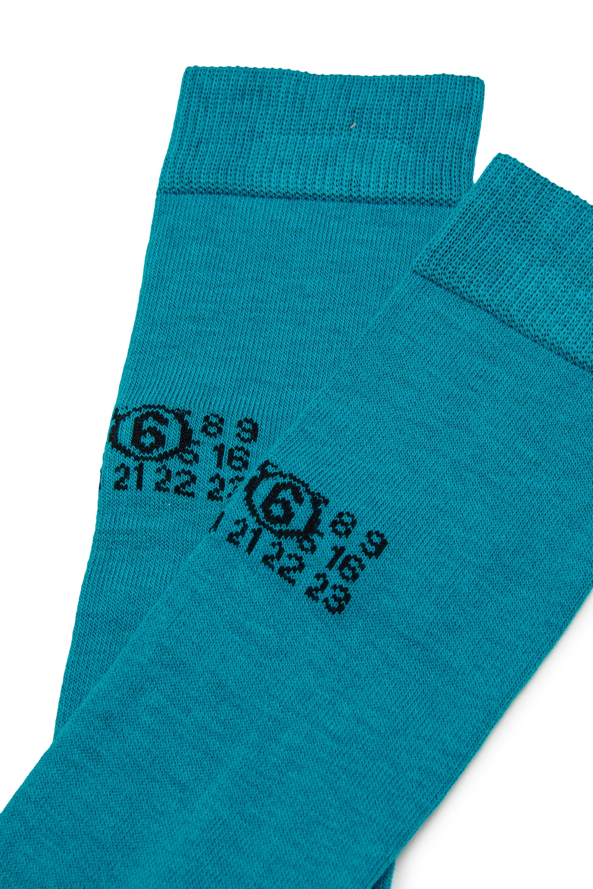 Socken mit Zahlenlogo