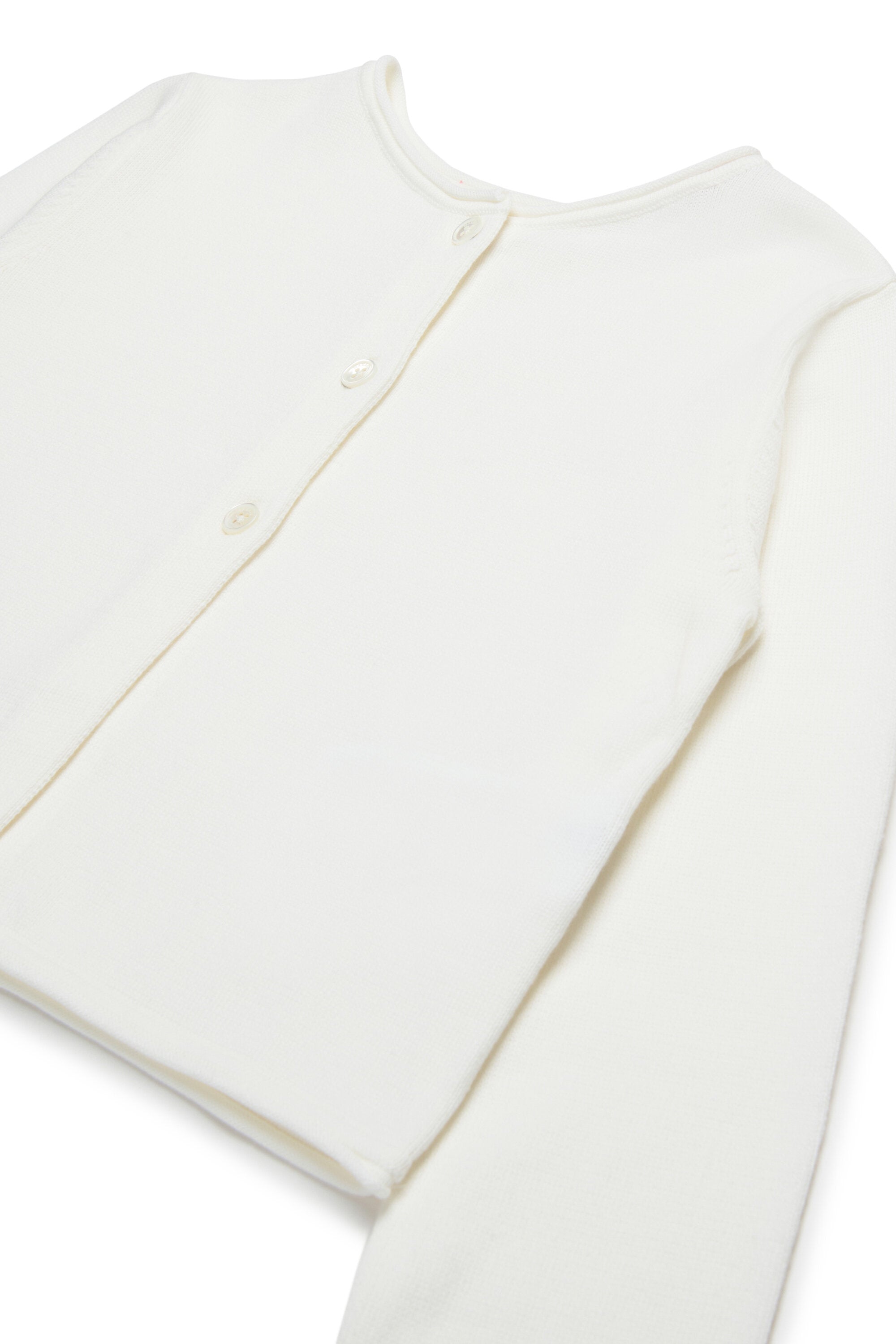 Cárdigan-pullover con corazón bordado