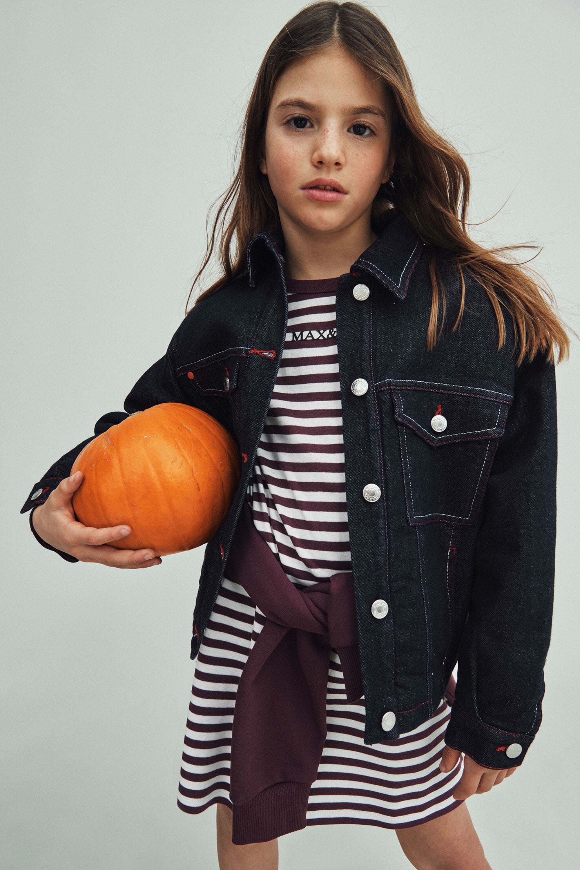 Robe fourreau rayée en micro-côtes