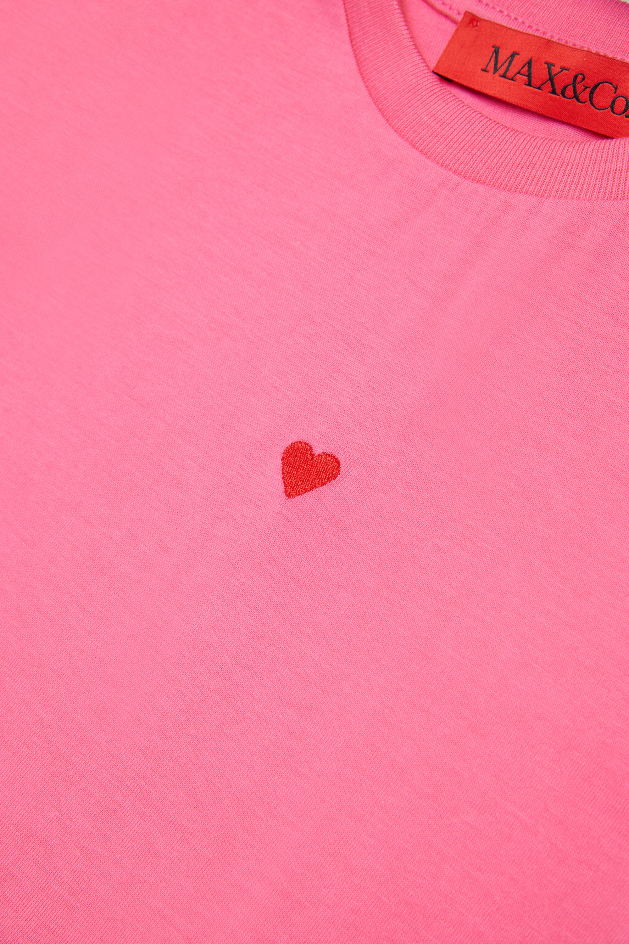 Cropped jersey T-shirt with heart embroidery