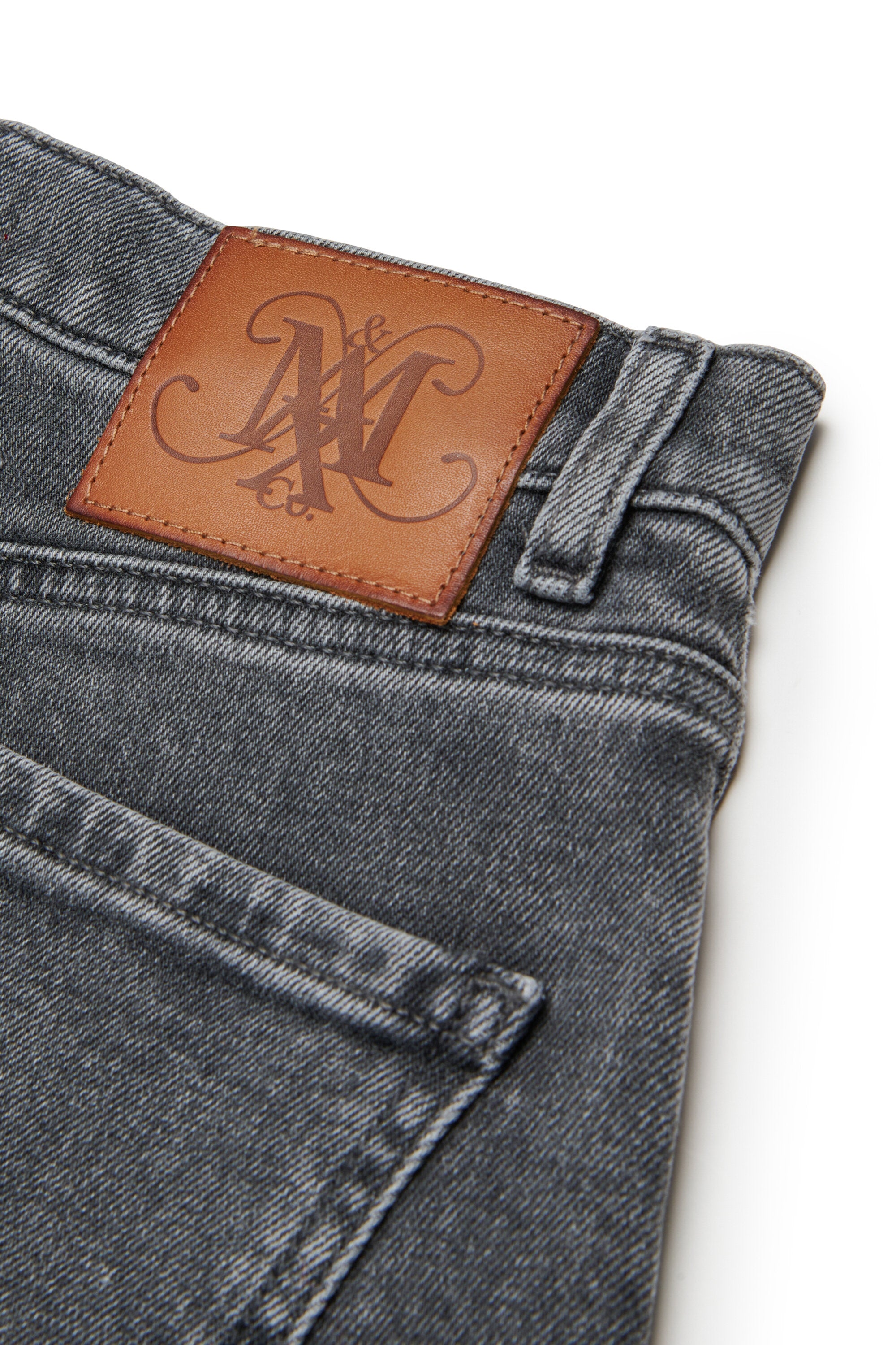 Jeans relaxed grigio piombo