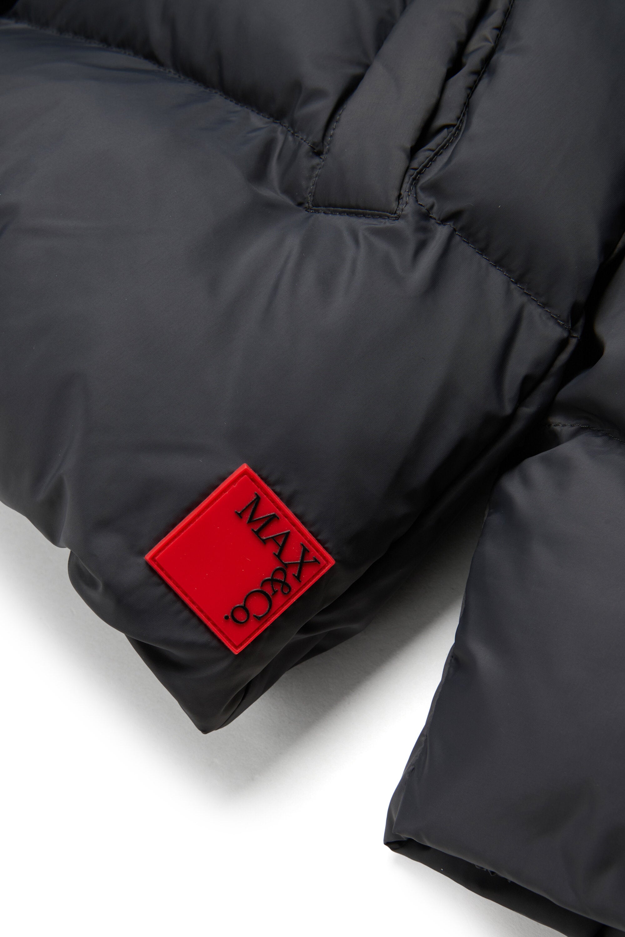 Short padded jacket with hood