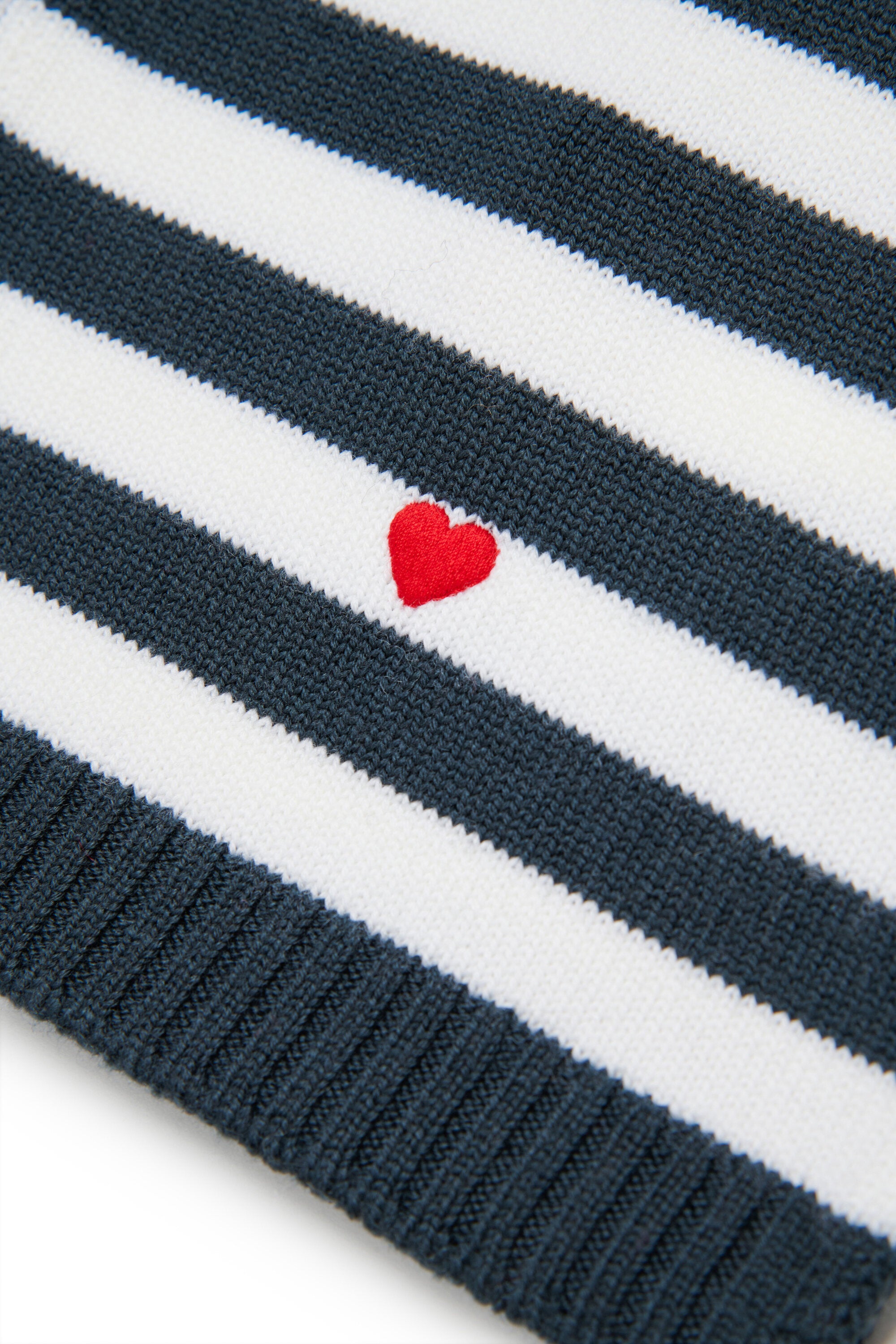 Striped wool scarf