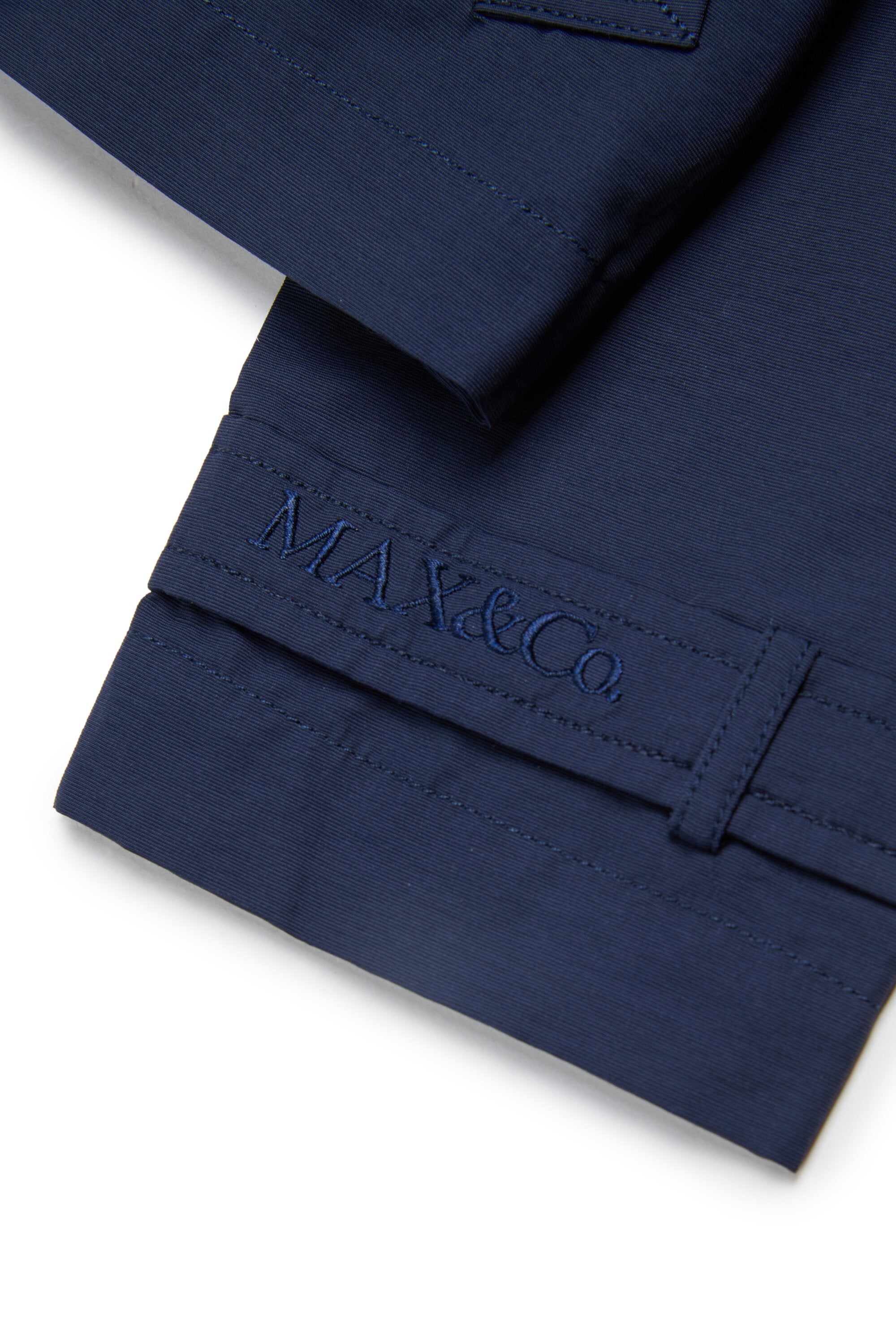 Doppelreihige Jacke mit Logo