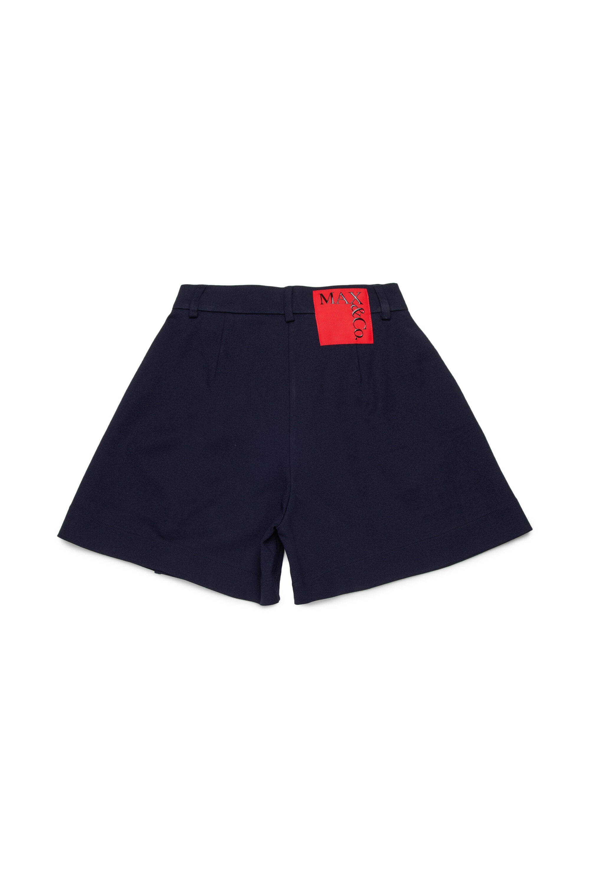 Formelle Shorts mit Logo auf der Rückseite