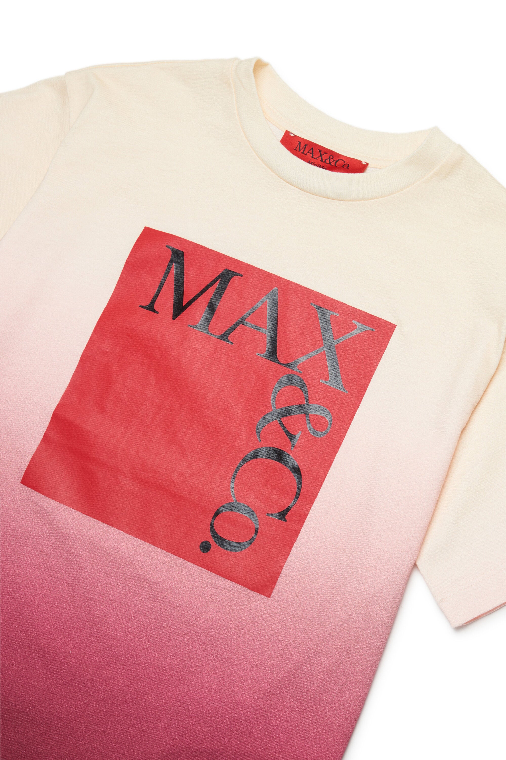 T-Shirt mit Frontlogo