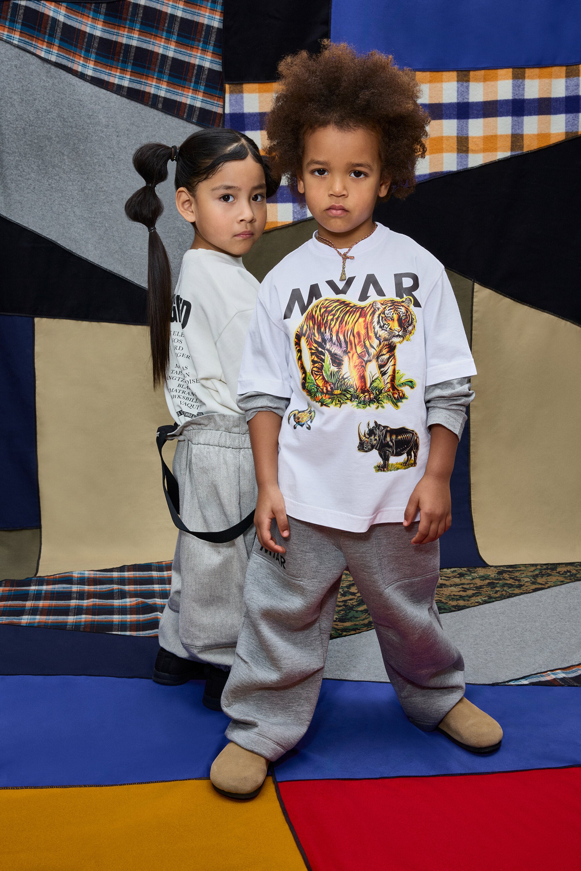 Camiseta de manga corta con estampado gráfico de animales en peligro