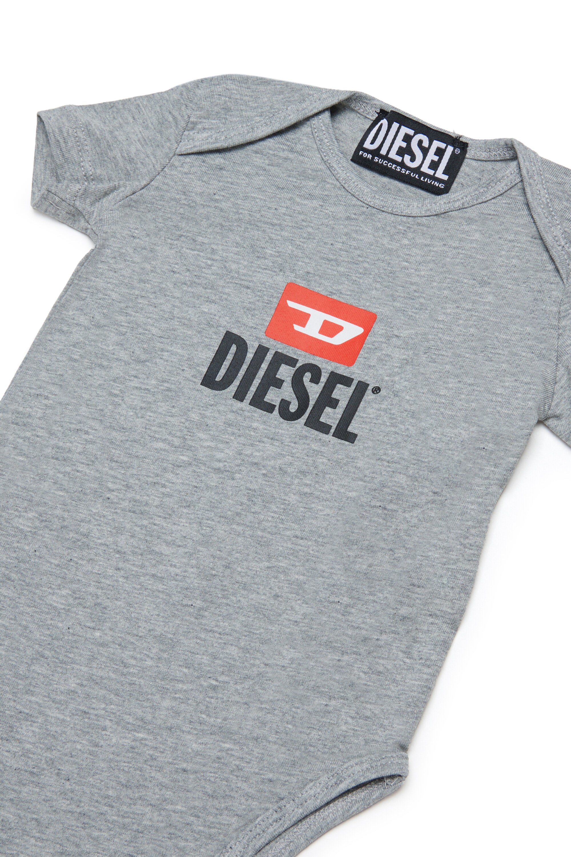 Body bébé avec logo