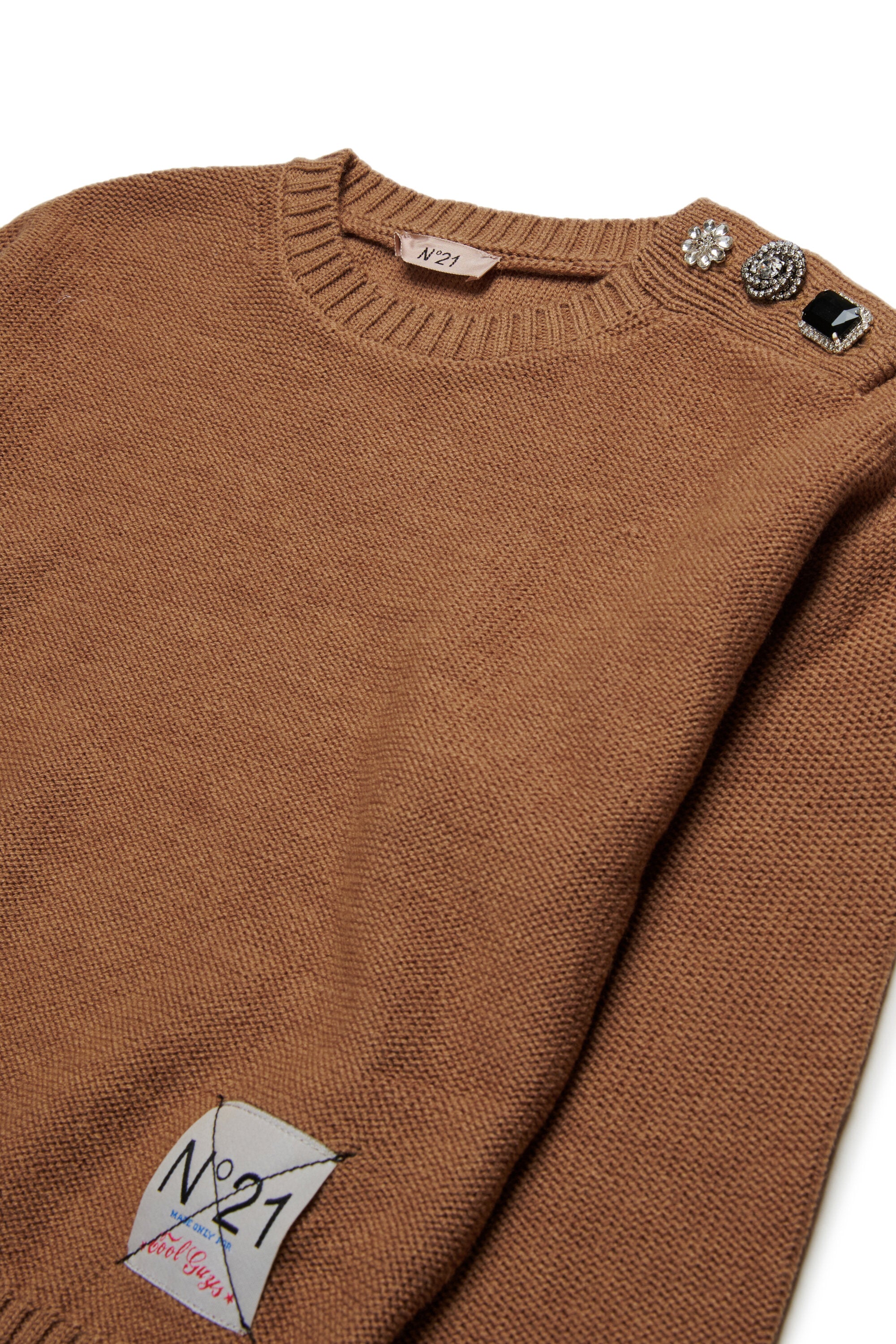 Pullover in misto lana con bottoni gioiello